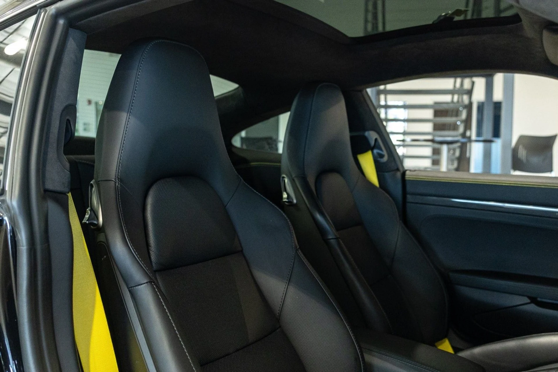 mph027_368471597_6_Q_af750baf28