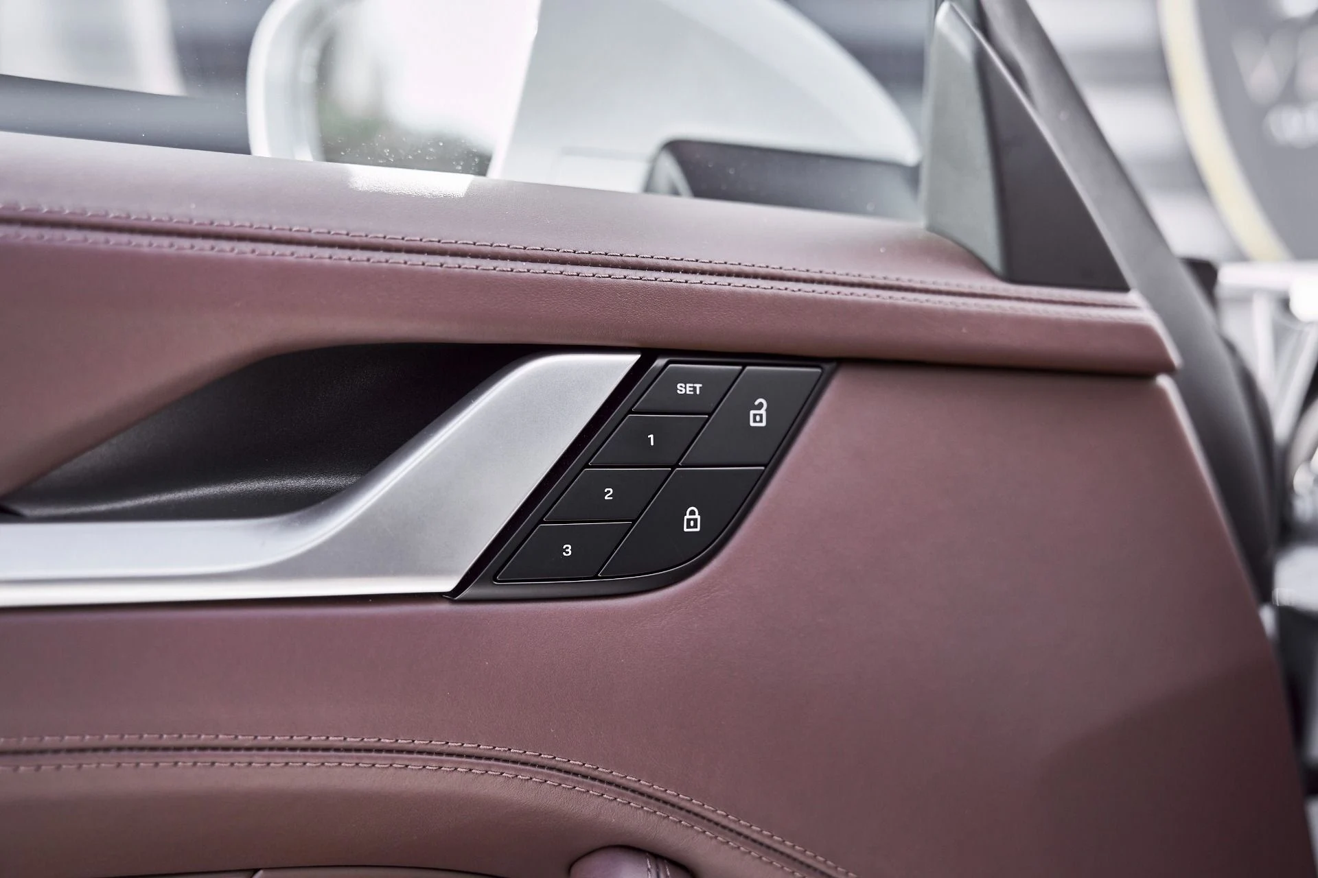 mph027_3687266042_Used_2024_Porsche_911_Turbo_S_1767838715_dff00e3a83