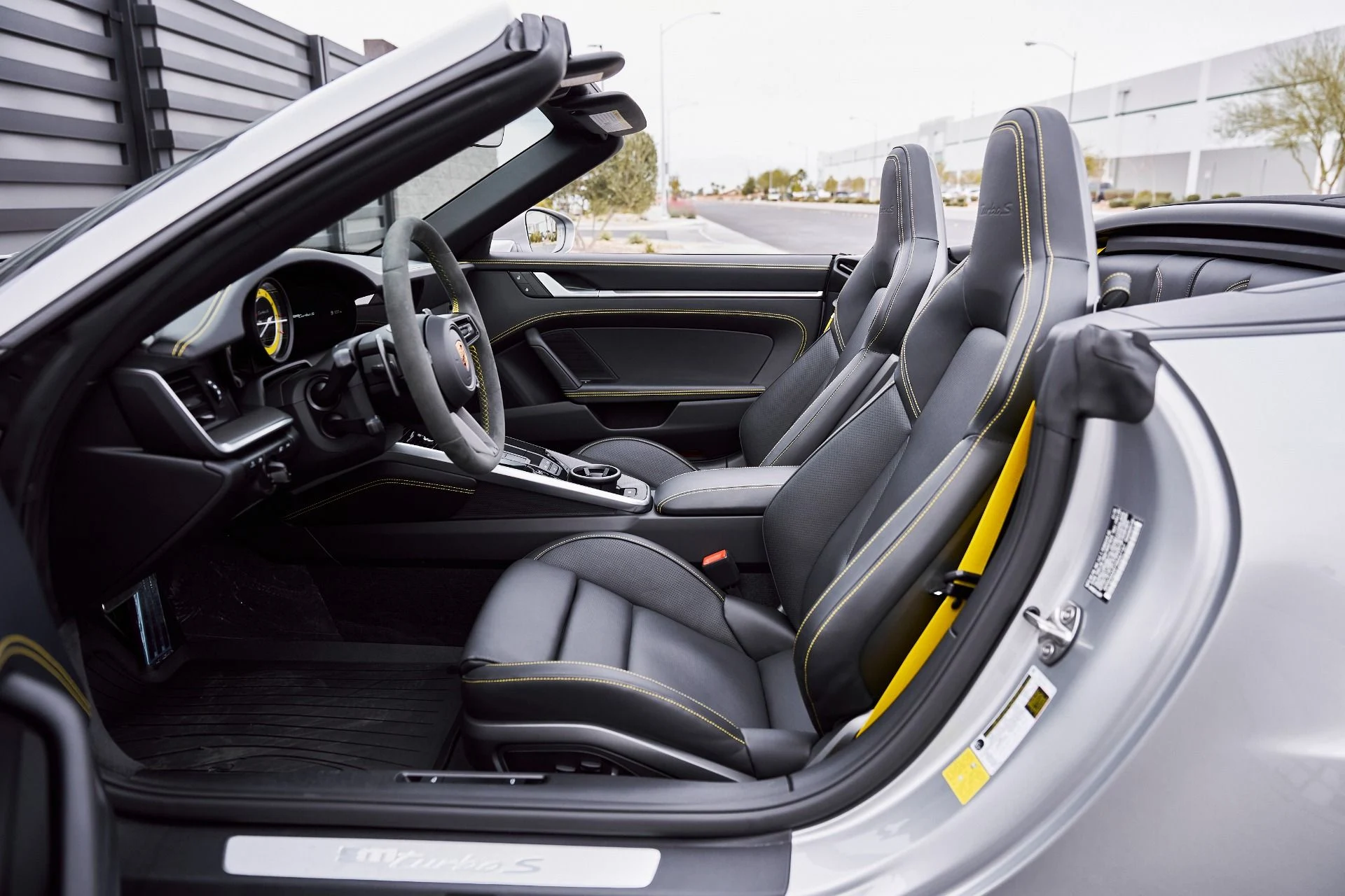 mph027_3690360989_Used_2025_Porsche_911_Turbo_S_1770776355_610f5de936