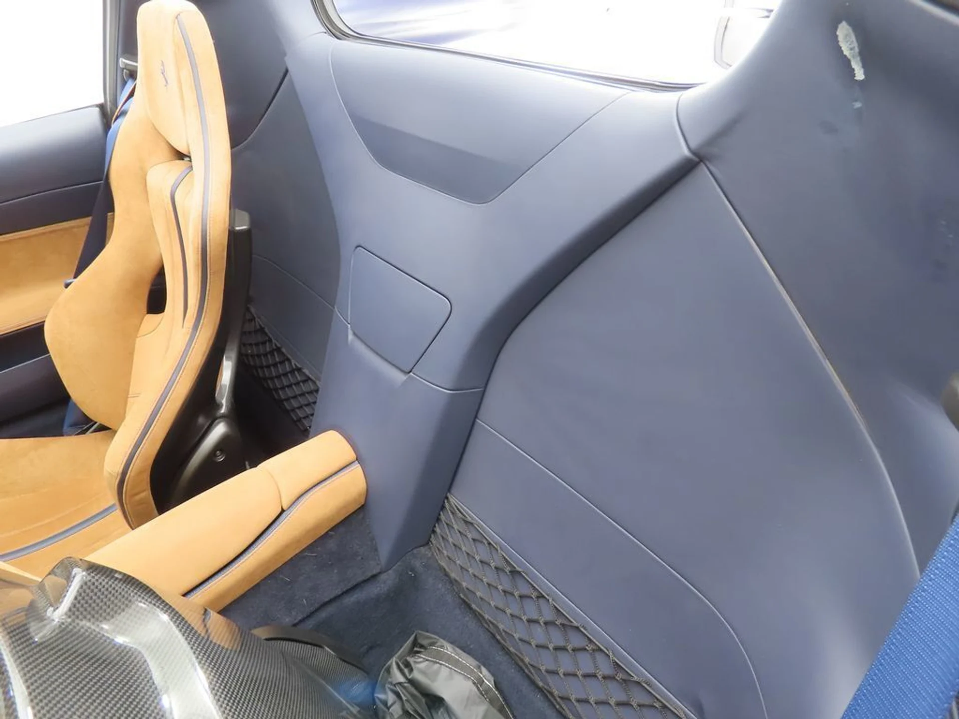 mph027_3692014863_used_2021_ferrari_812_gts_convertible_8119_22958472_28_1024_49ae32823a