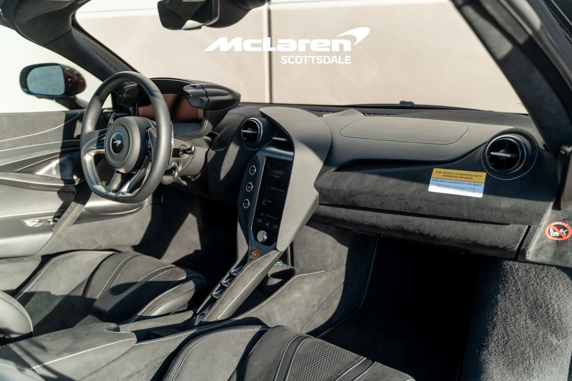 mph027_3692469999_Used_2025_MCLAREN_750_S_1764565689_6c4f79783d