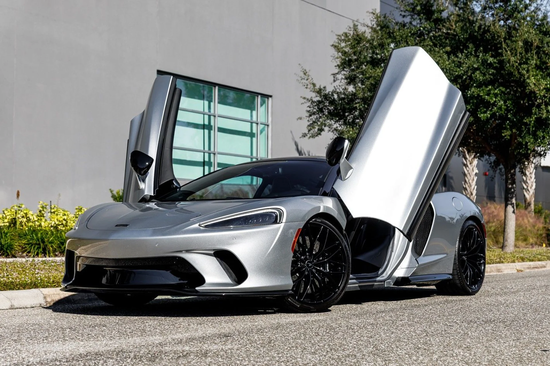 mph027_3695819932_137_p28_l_fe75660693