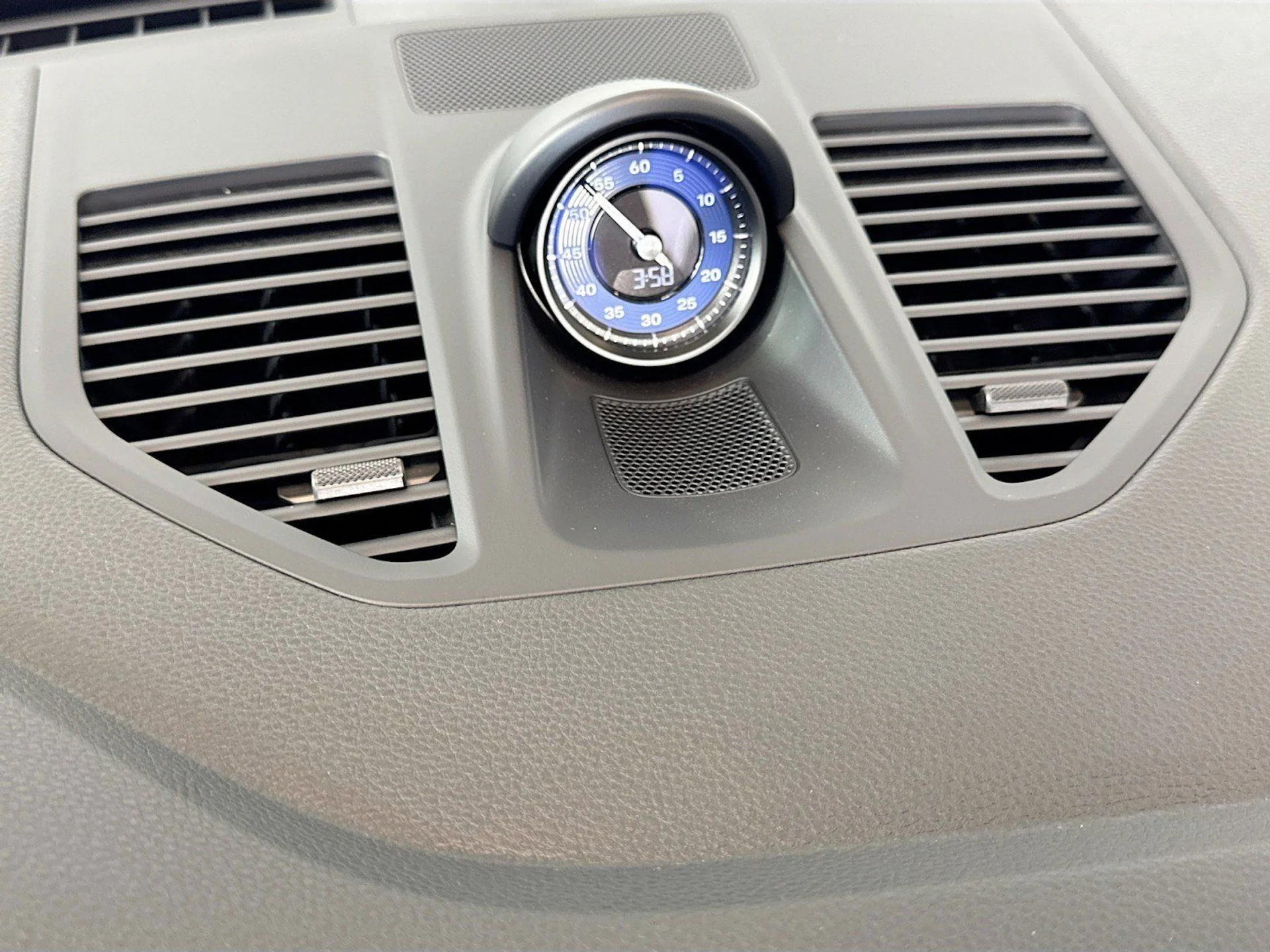 mph027_3696364465_f7792aed7c71cf05655aa75dc85ed1db_db751c7601