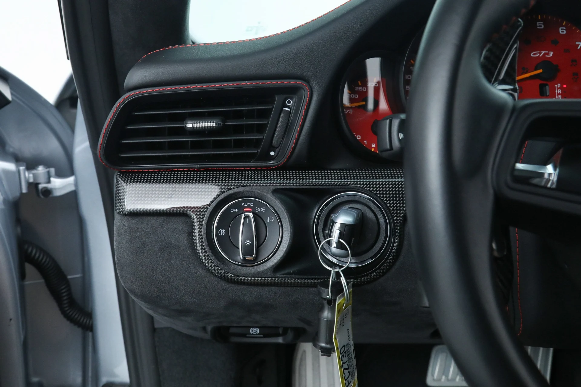 mph027_370567328_687c39ced942b37f7c1441e0ee4123d7_397fe063ce