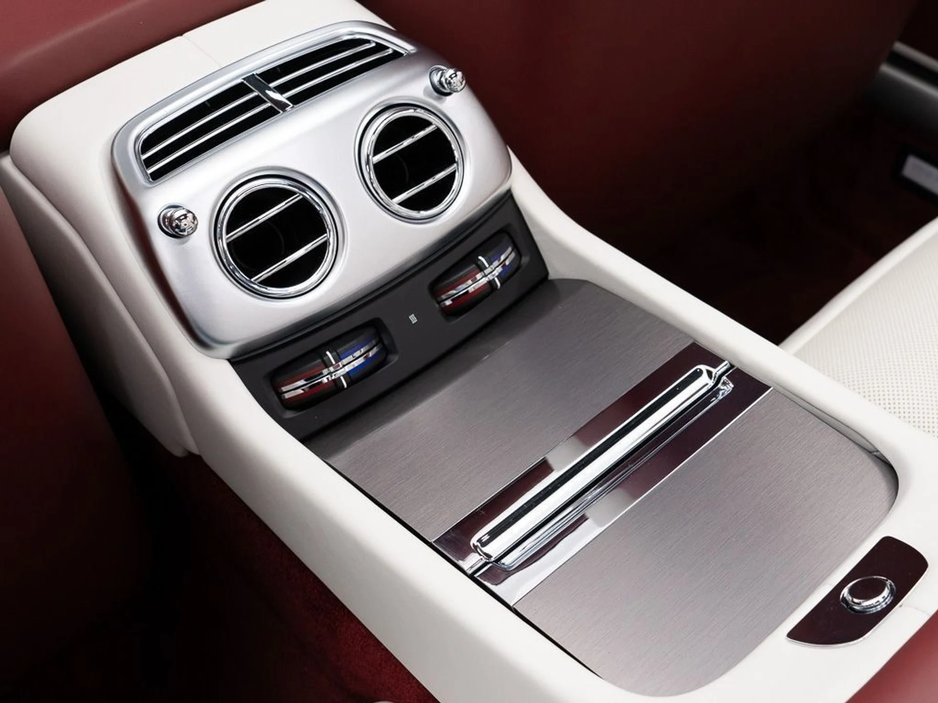 mph027_3708051402_cf208e33244dc7d69ee6a8f2f1981e7d_53950dcd07