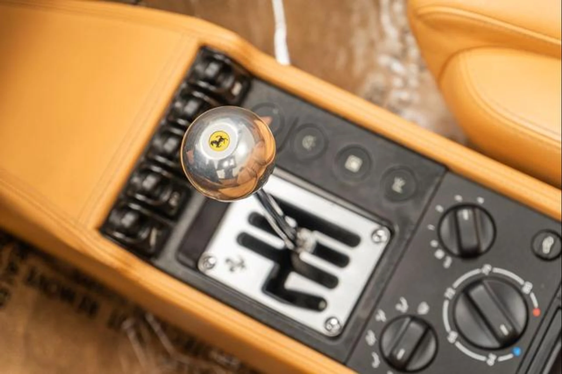 mph027_3710859285_r_O_Zixb_G3_GE_Qz_LT_Amu0_GOME_Zr_Tt_E_c7a19fd50e