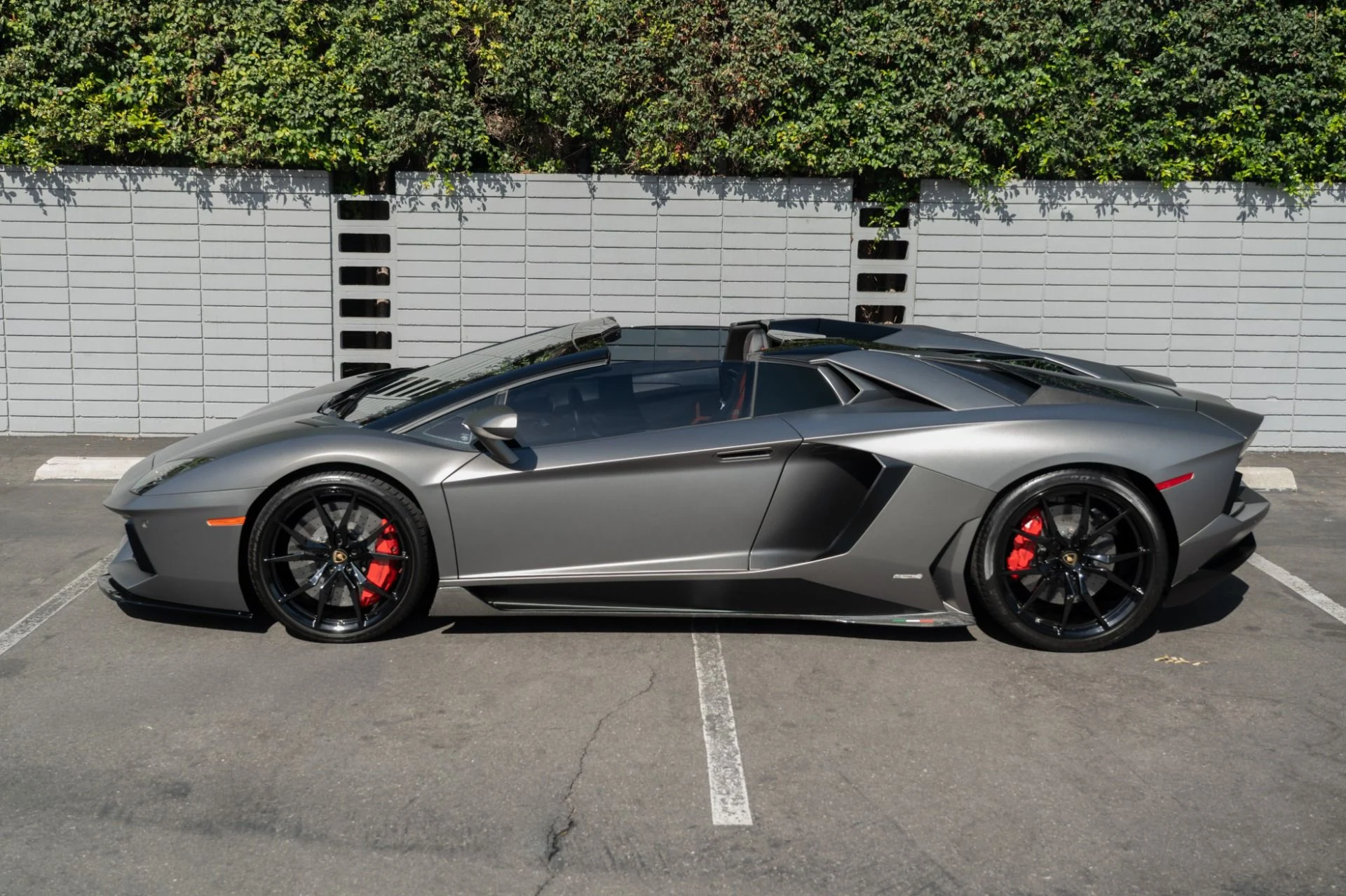 mph027_3719793531_Used_2015_Lamborghini_Aventador_LP_700_4_1755813837_c618df7b48