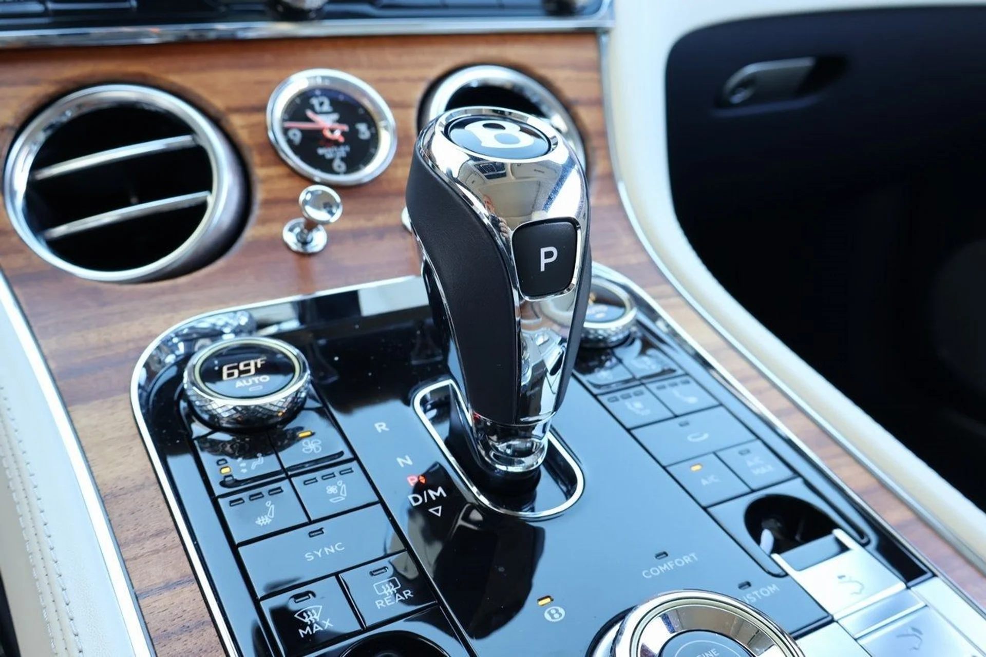 mph027_3722207606_28_7d77d47da0