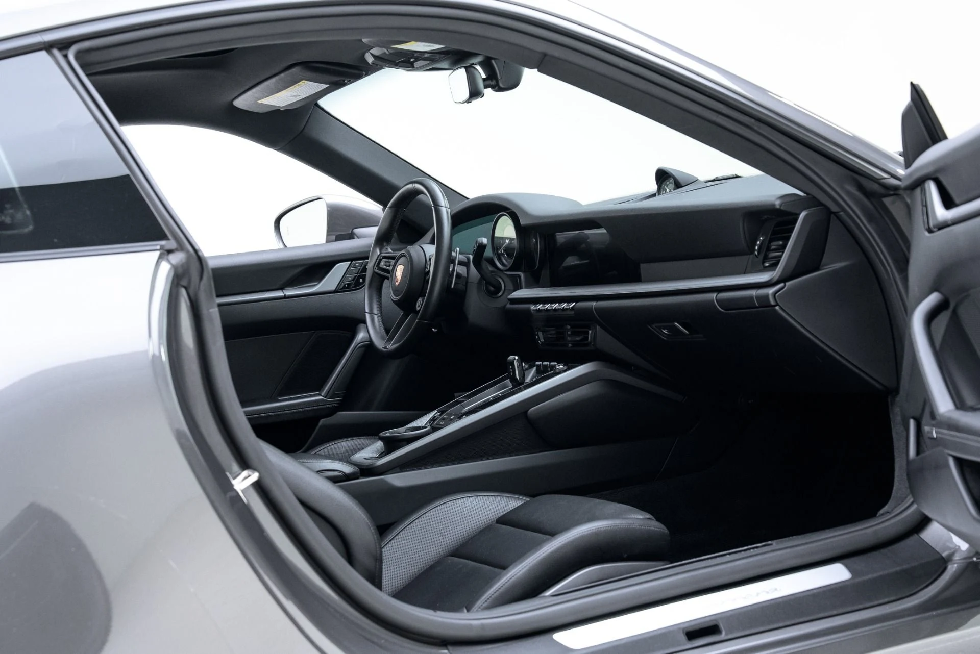 mph027_3726477096_Used_2020_Porsche_911_Carrera_1775067529_c8d5a3110b