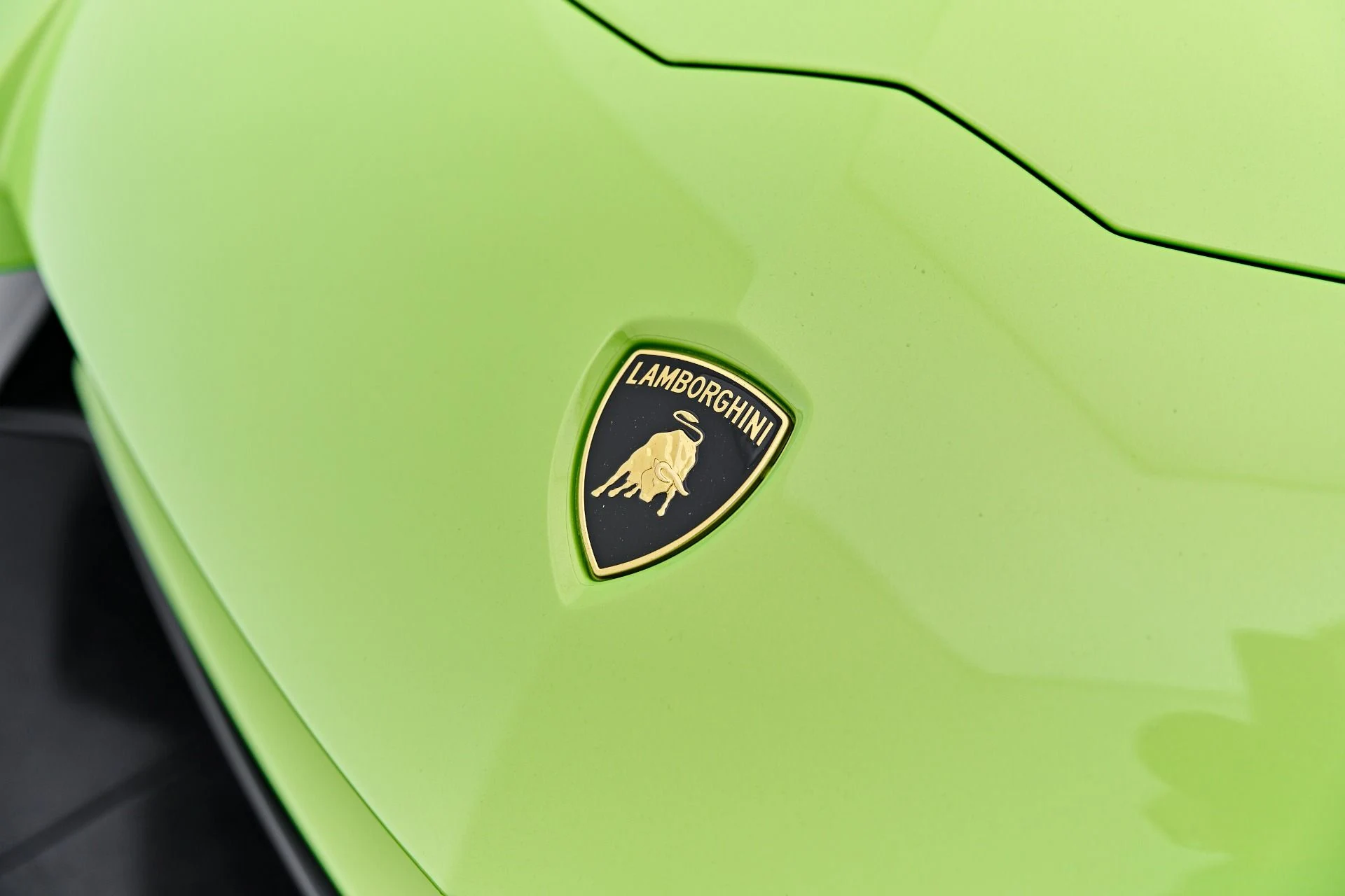 mph027_372897779_Used_2016_Lamborghini_Aventador_LP_750_4_Super_Veloce_1791227475_2d8634f21b