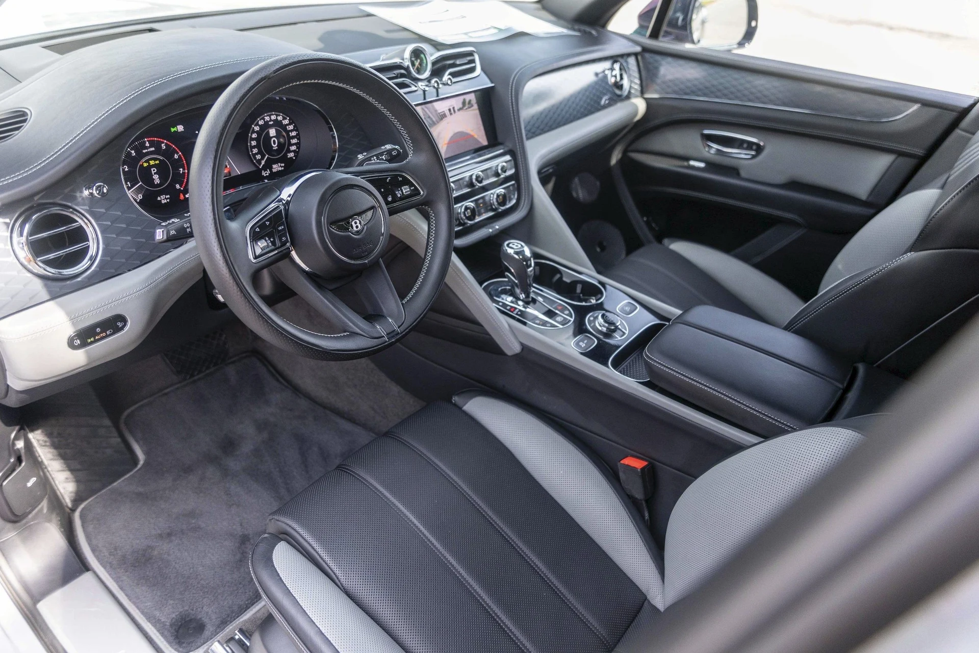 mph027_3731540650_Hi_Tech_Luxury_Imports_LLC_SJAAT_2_ZV_8_SC_029853_image_27_608420d4fd