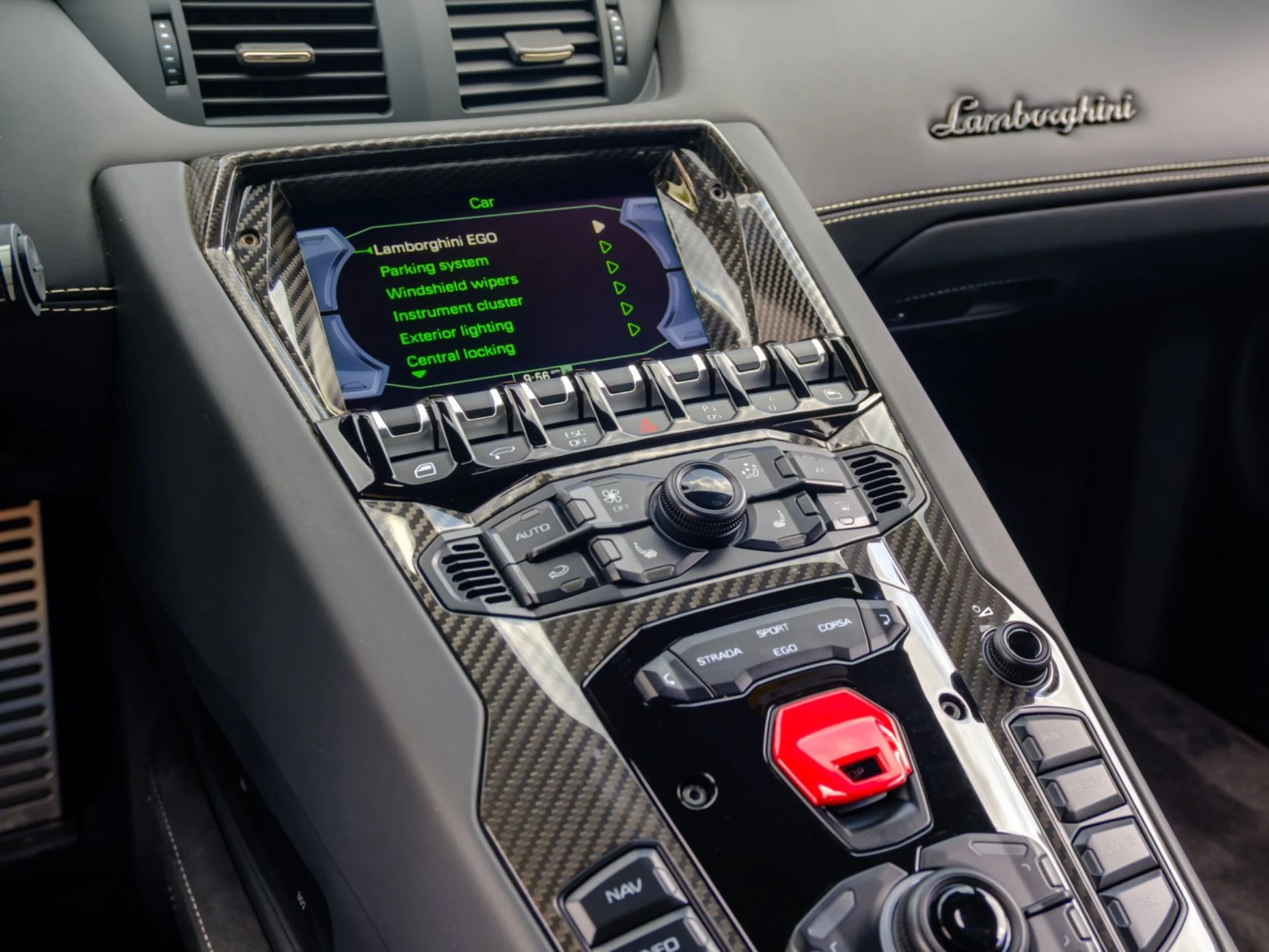 mph027_3732608339_Used_2018_Lamborghini_Aventador_S_1778520653_d8a3309fda