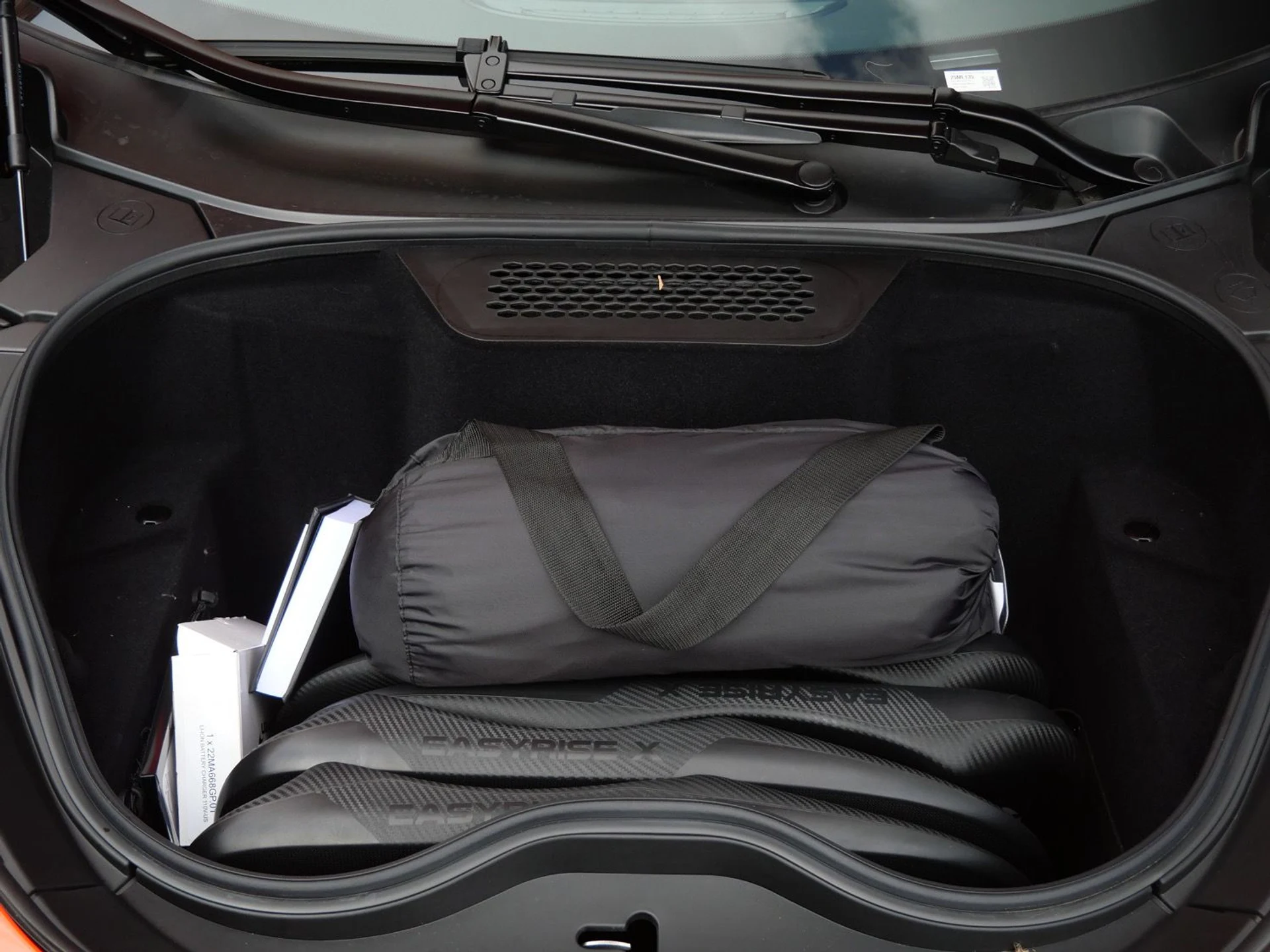 mph027_3742133759_fd791f561a1b30f583de02180a670158x_ae1ece2c77