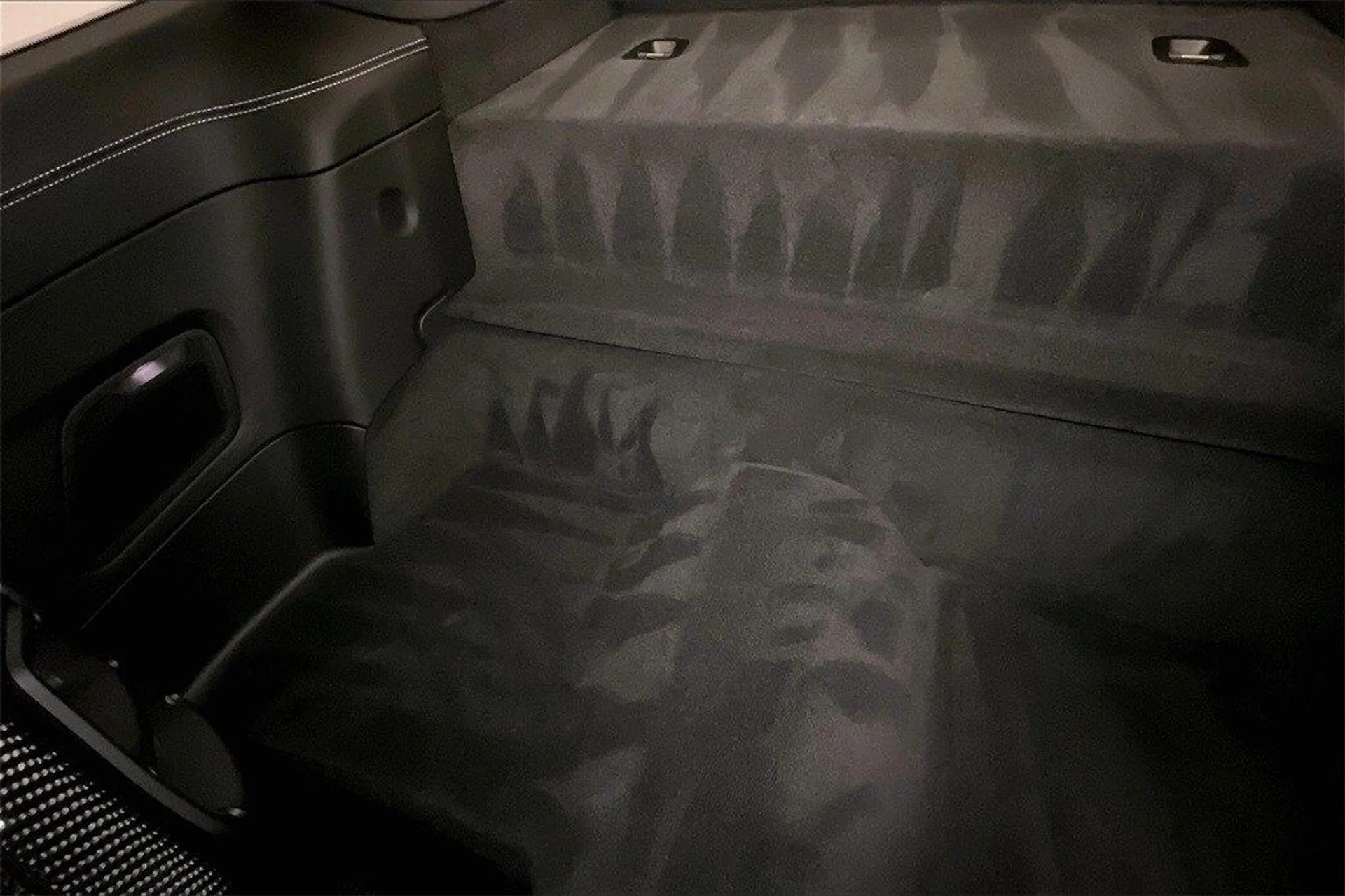 mph027_3742598890_2d7dbca09e8b037906a912a940c72886x_95baa010e2