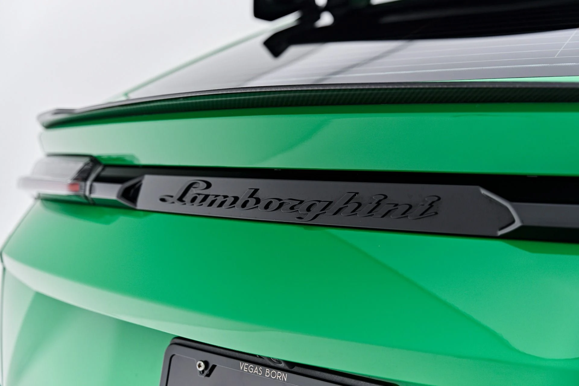 mph027_3744553424_Used_2023_Lamborghini_Urus_Performante_1788571145_8ed351866f