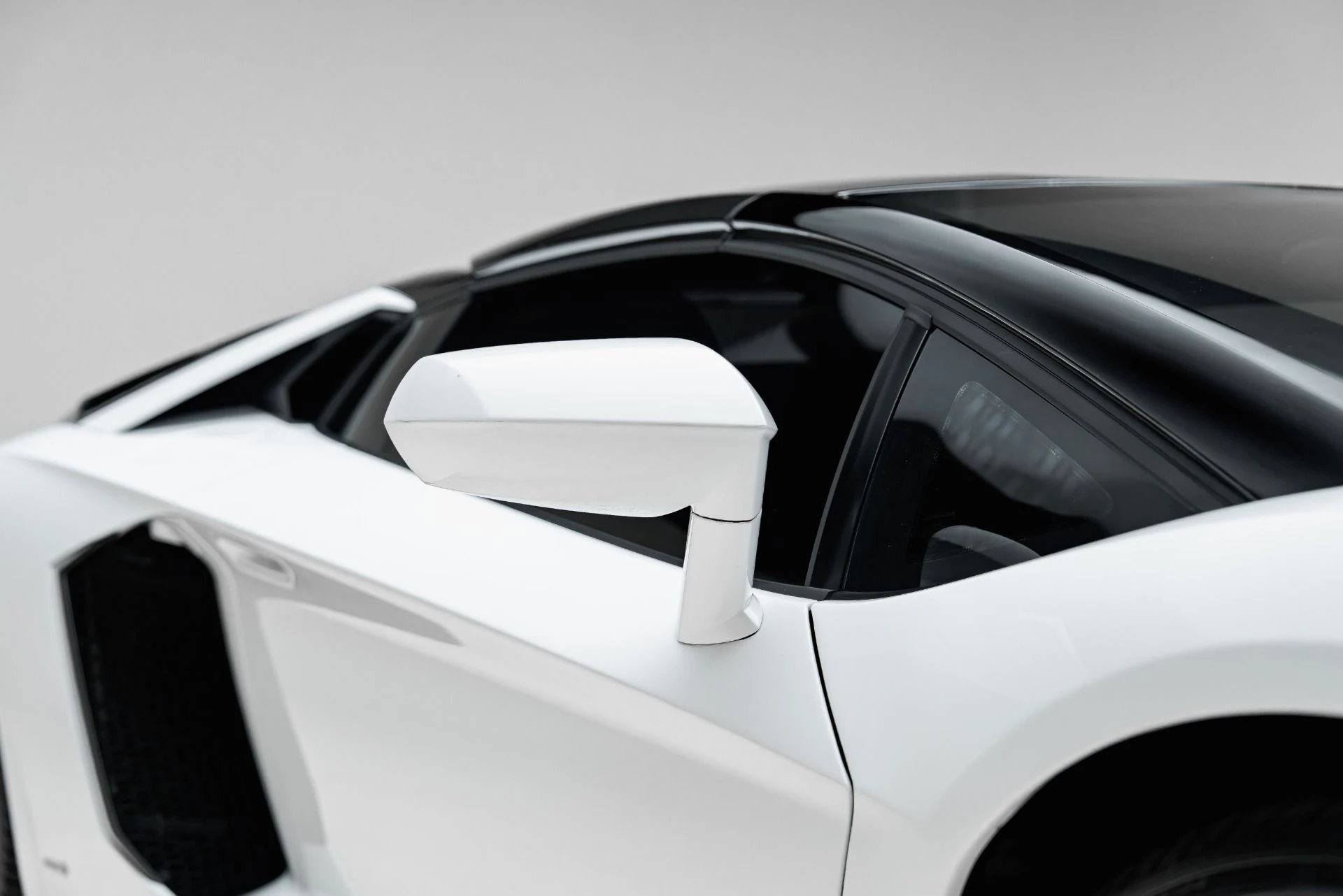 mph027_3757997355_Used_2016_Lamborghini_Aventador_LP_700_4_1790099101_f0e6c6c5f8