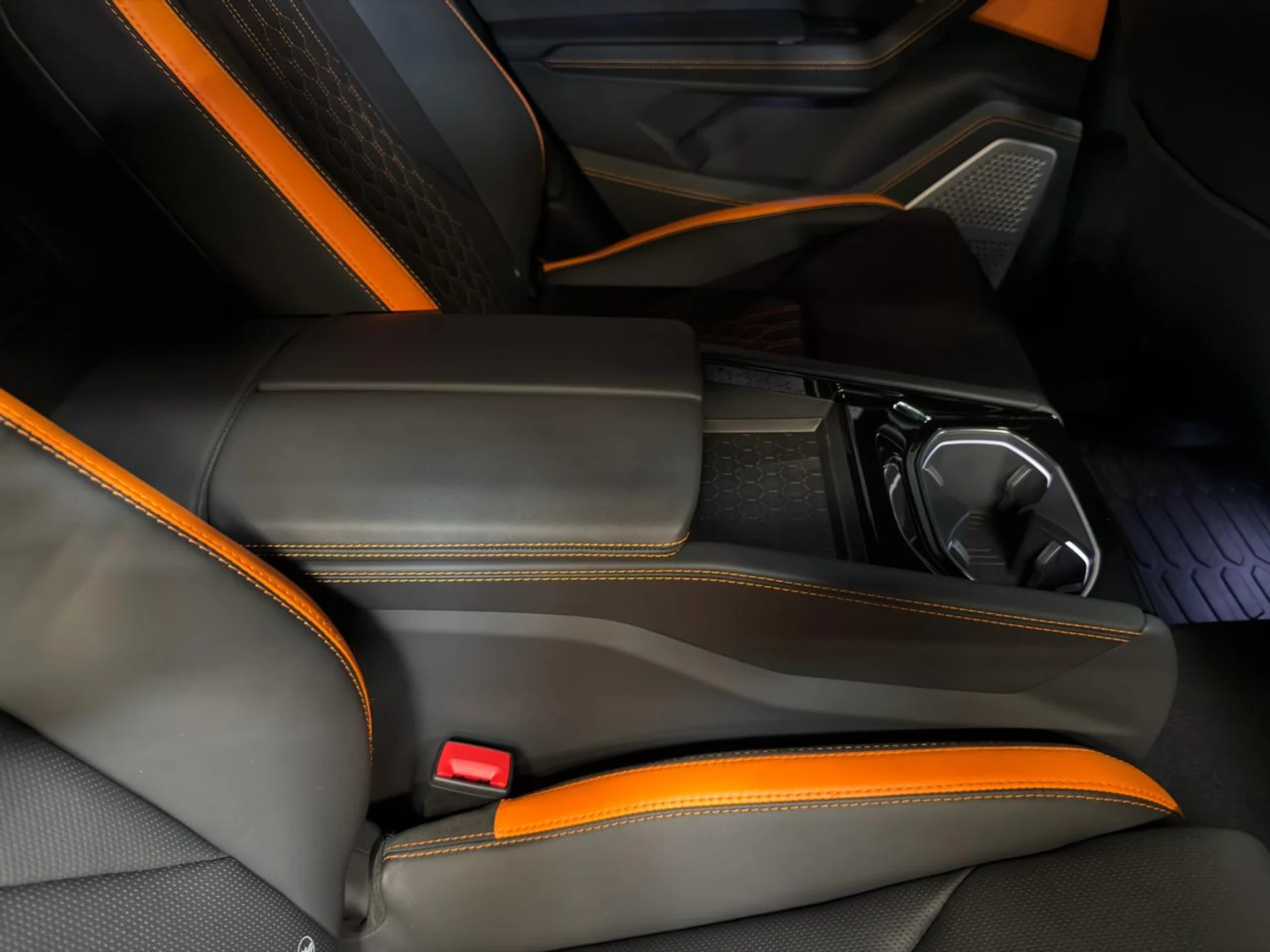 mph027_3761448766_639088412904317953_5a2b06d0e6