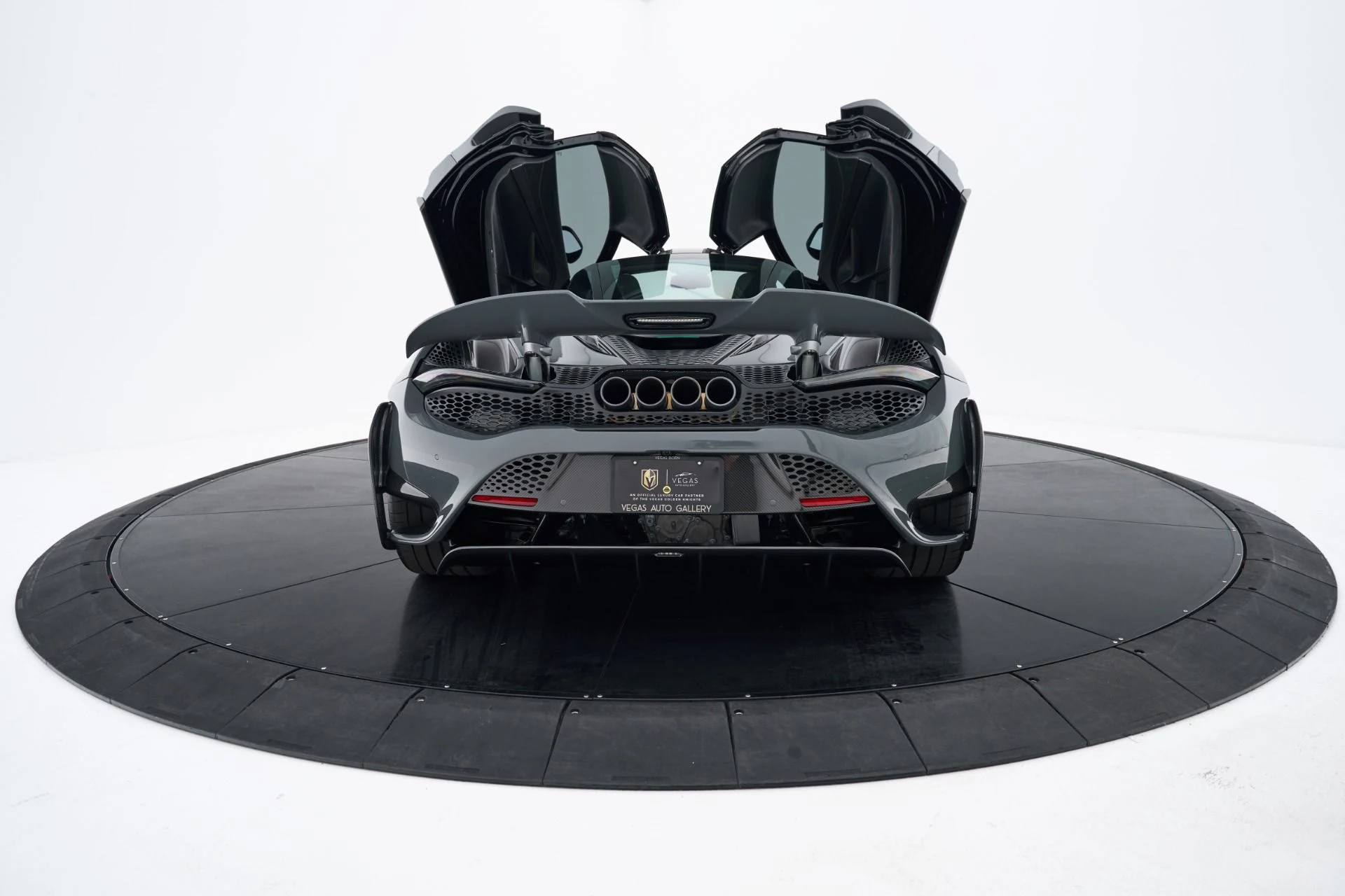 mph027_3764149199_Used_2021_Mc_Laren_765_LT_Base_1793123888_65e3135f6e