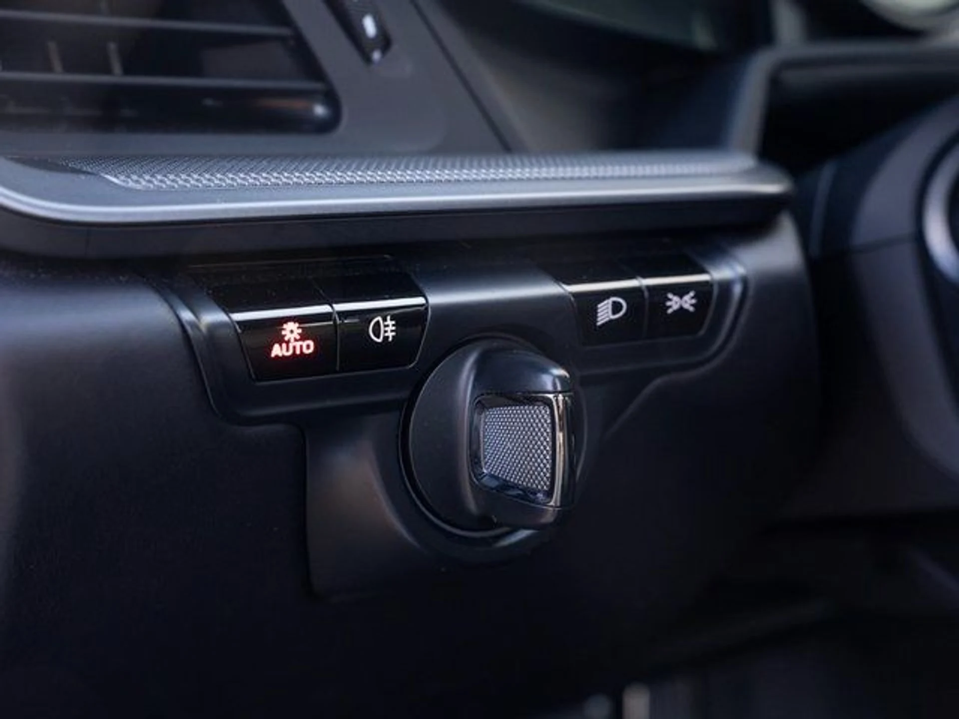 mph027_3770481949_bd60aed0f45b9214a5e006b0621bcf3c_19647dc5ad