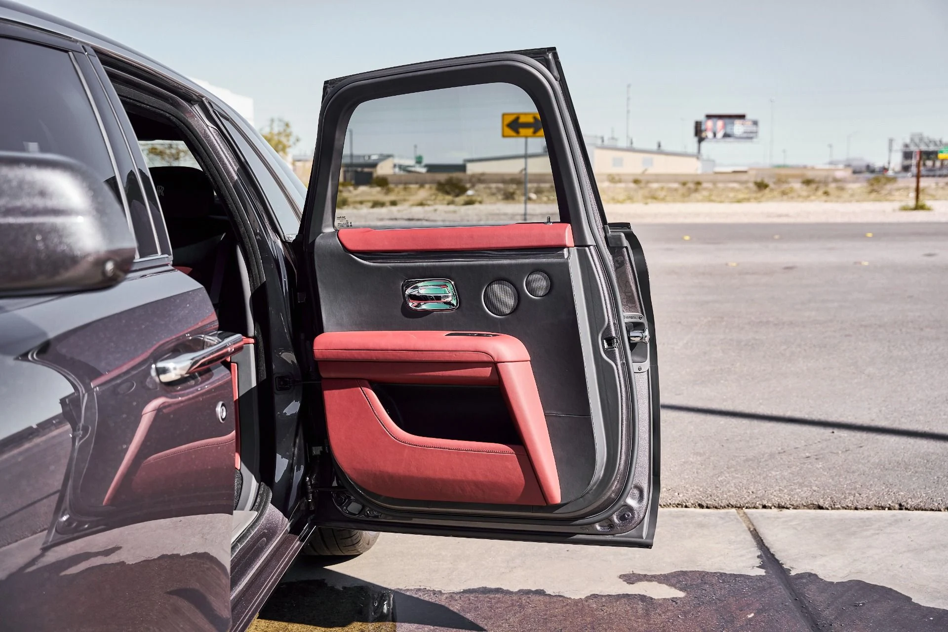 mph027_3770820343_Used_2023_Rolls_Royce_Ghost_1770699532_cc3021720b