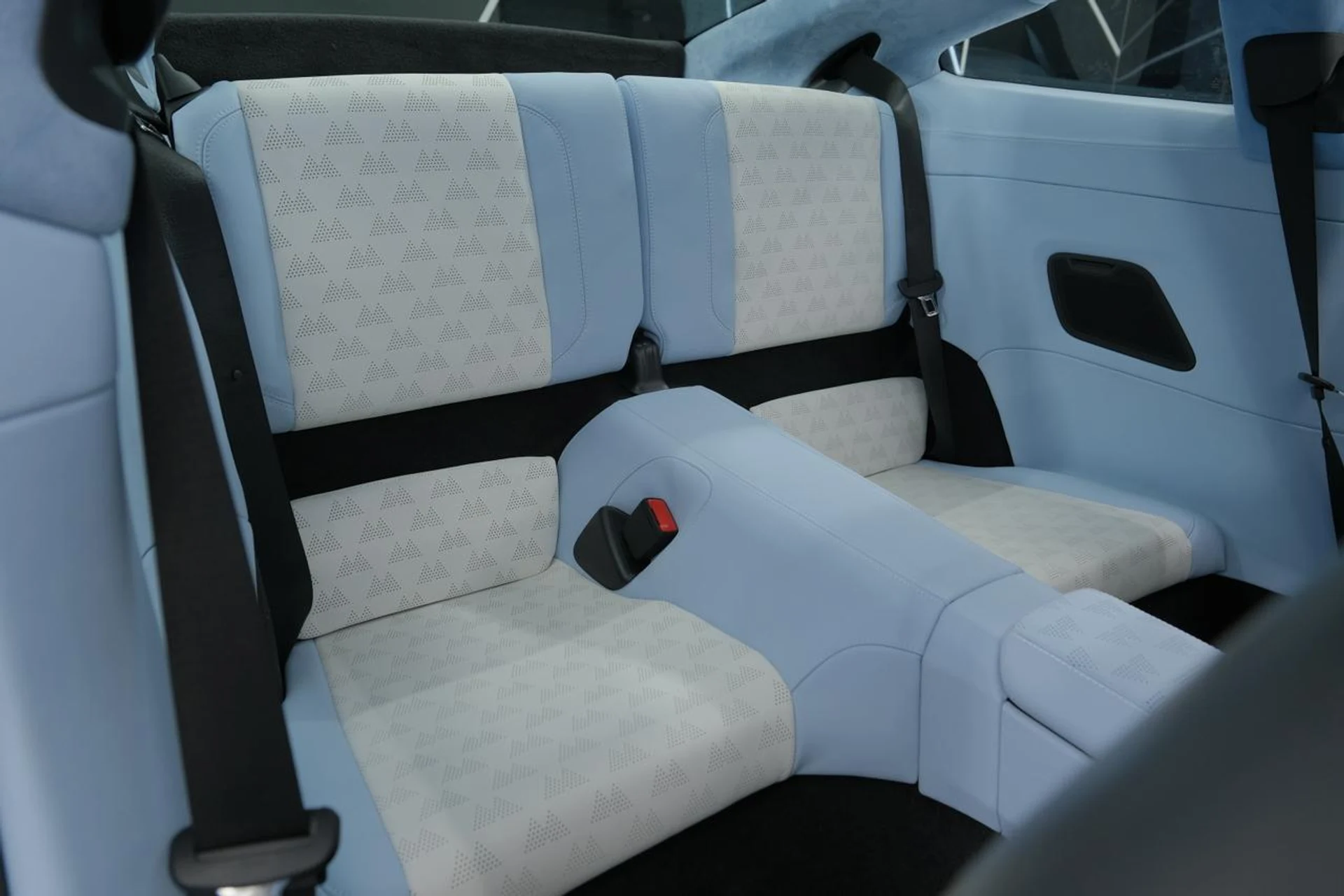 mph027_3783089863_df6c30f36cdc9c39edabebb5e06378c5_b5f38d0ab3