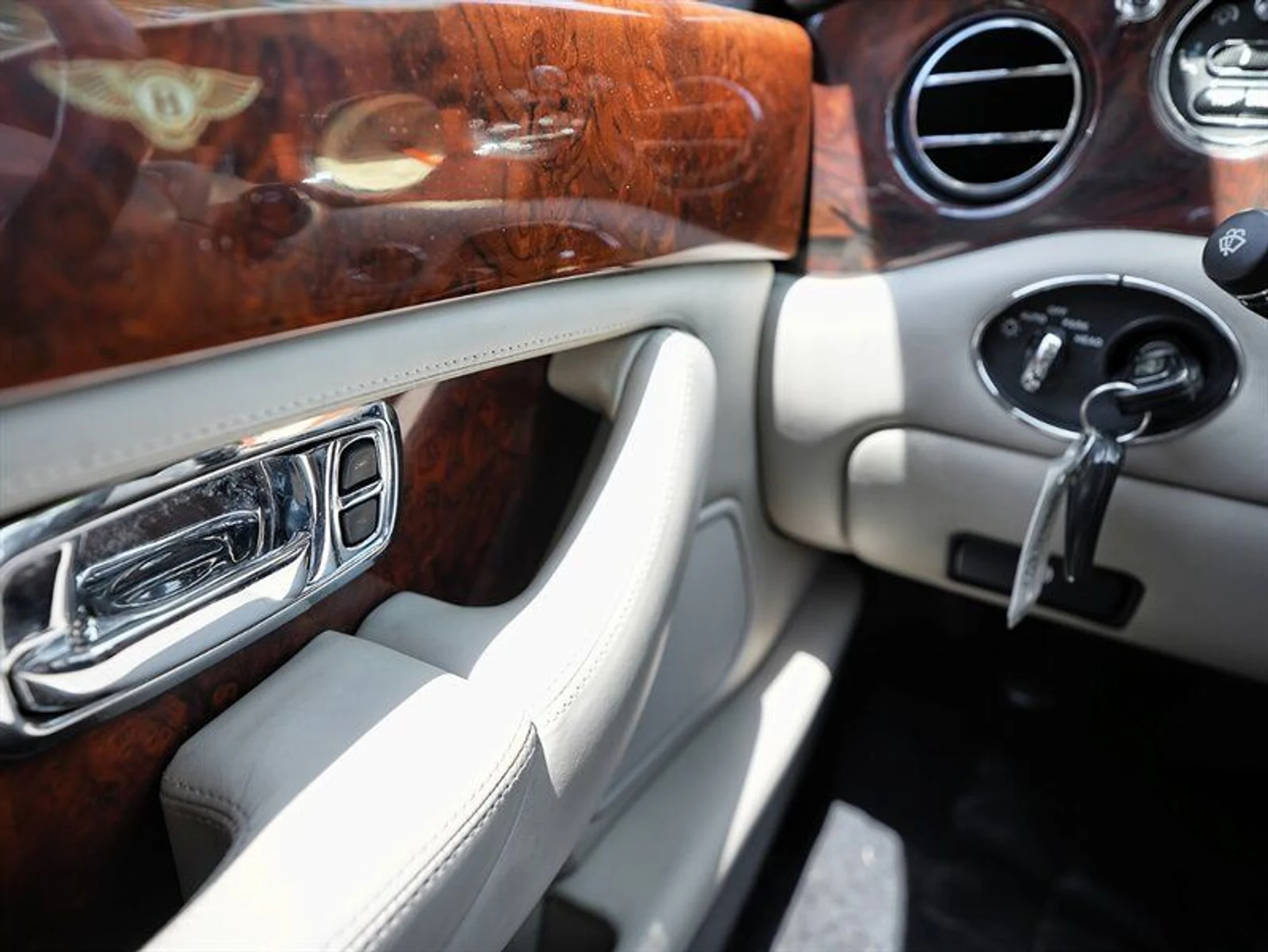 mph027_3796146259_98ba40ecd4_800_b1383b809c