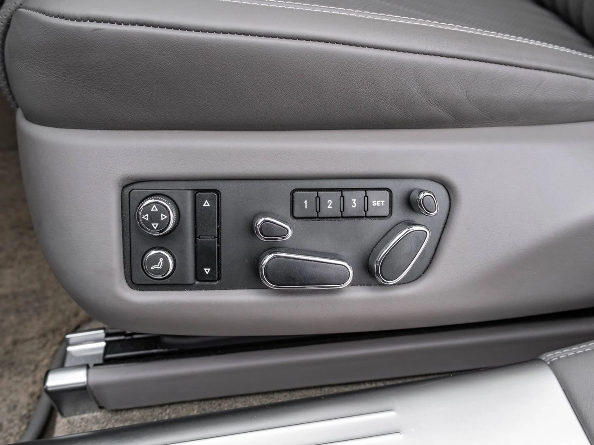 mph027_3801407057_89a1d47b91daaed304660ff1a4abf3f7x_45f9c7d2bb