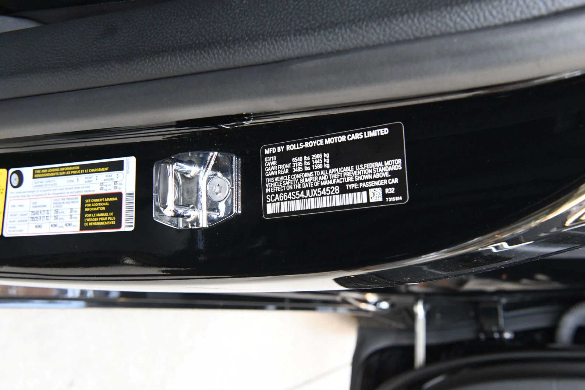 mph027_3820158470_11957_p29_l_54aaffb53a