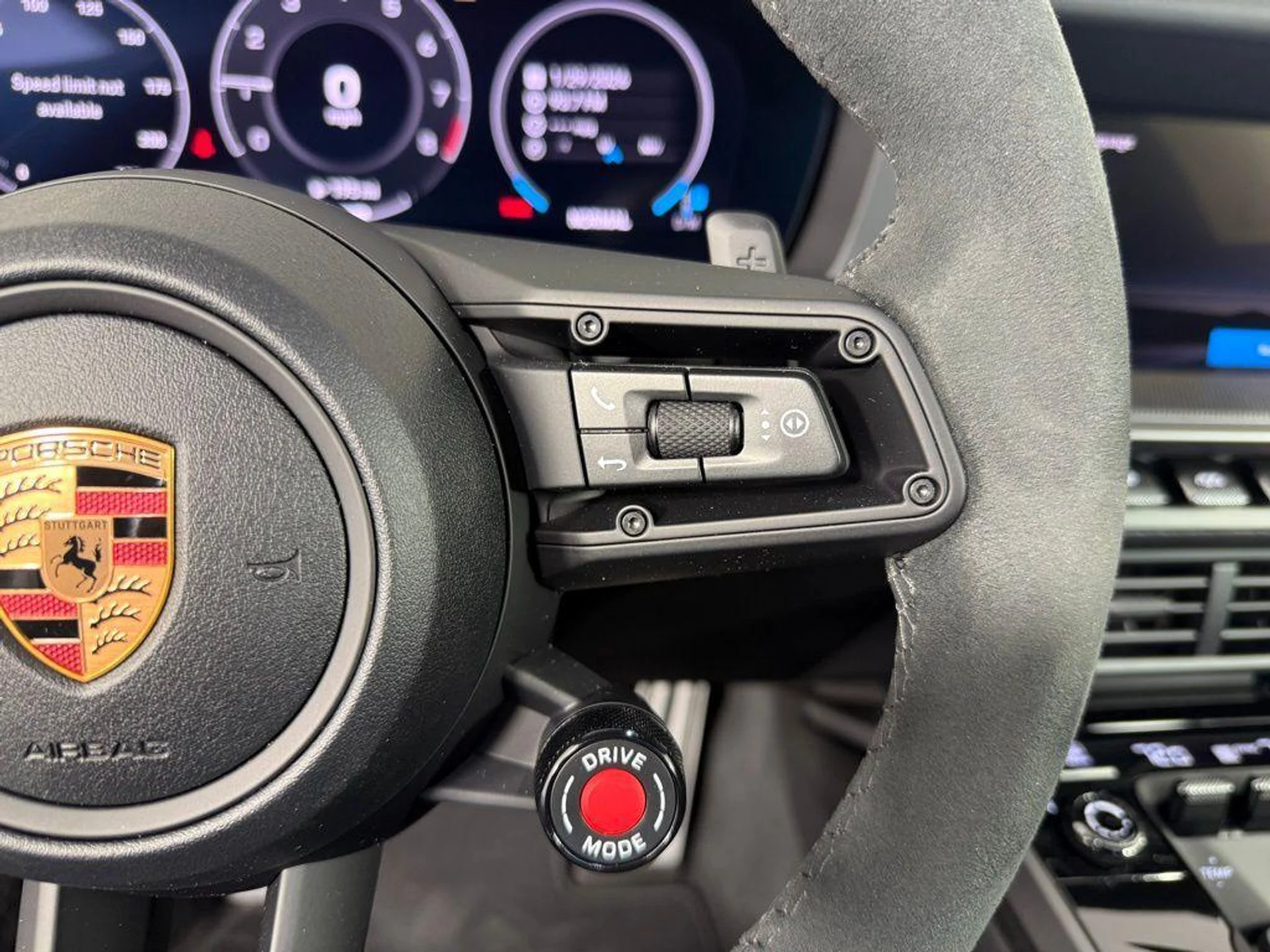 mph027_38275300_yo_Ome2jk_FGIFYI_3i_EPF_Ue6_Uul_MY_e26e47df54