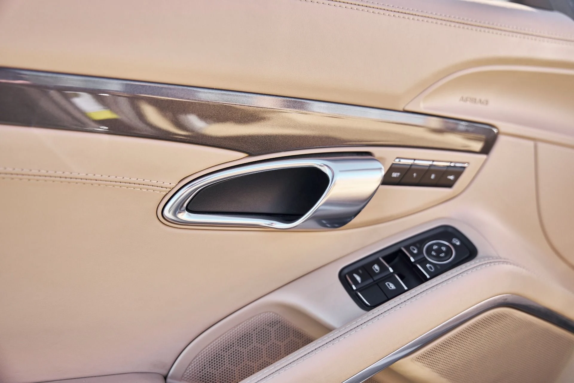 mph027_3827996074_Used_2015_Porsche_911_Carrera_S_1768869363_14e01f4541