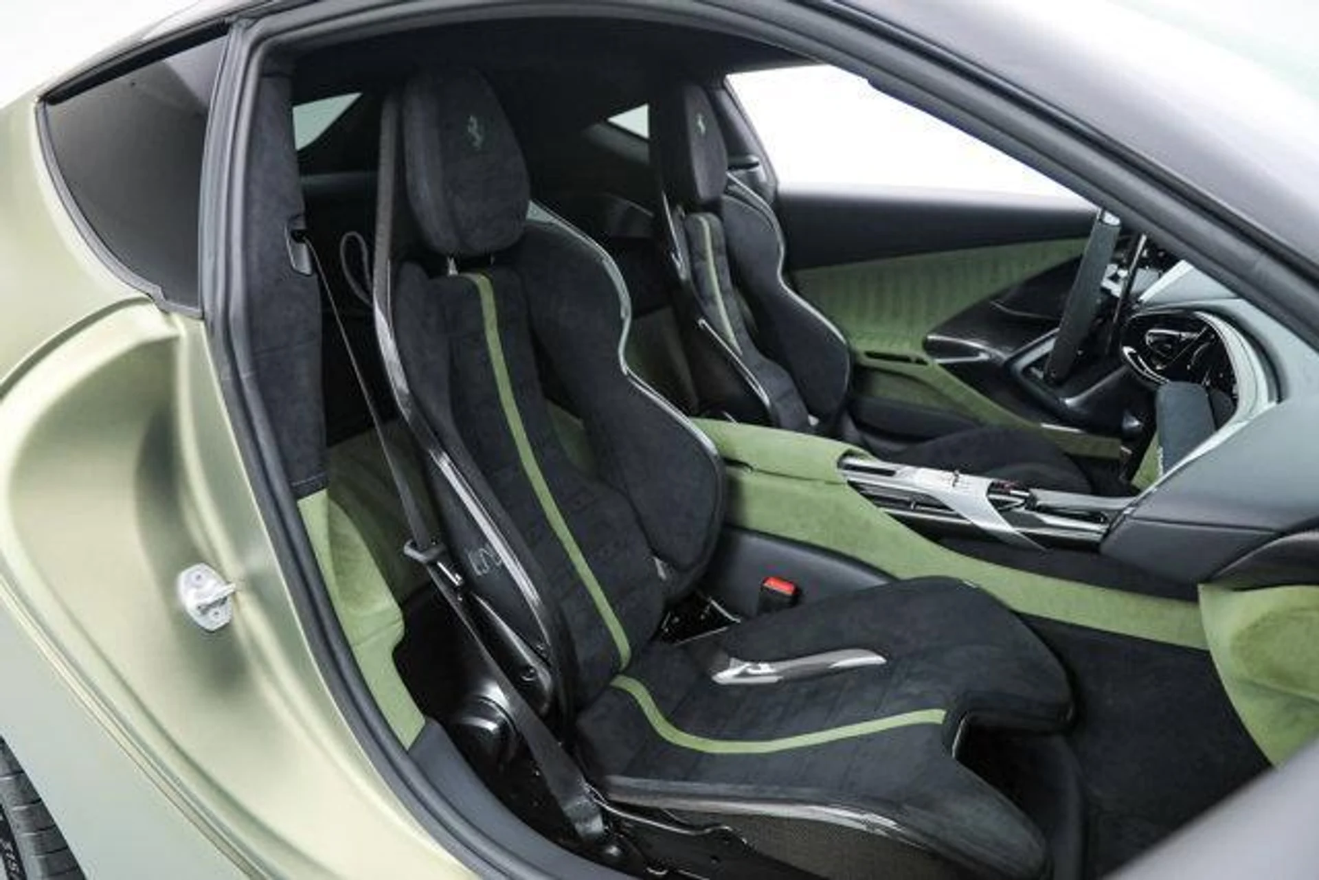 mph027_3835616258_W0qh_T_f_W2_D8_ign_Htu_P_Qx6_Al_K_Yc_6149ba2941