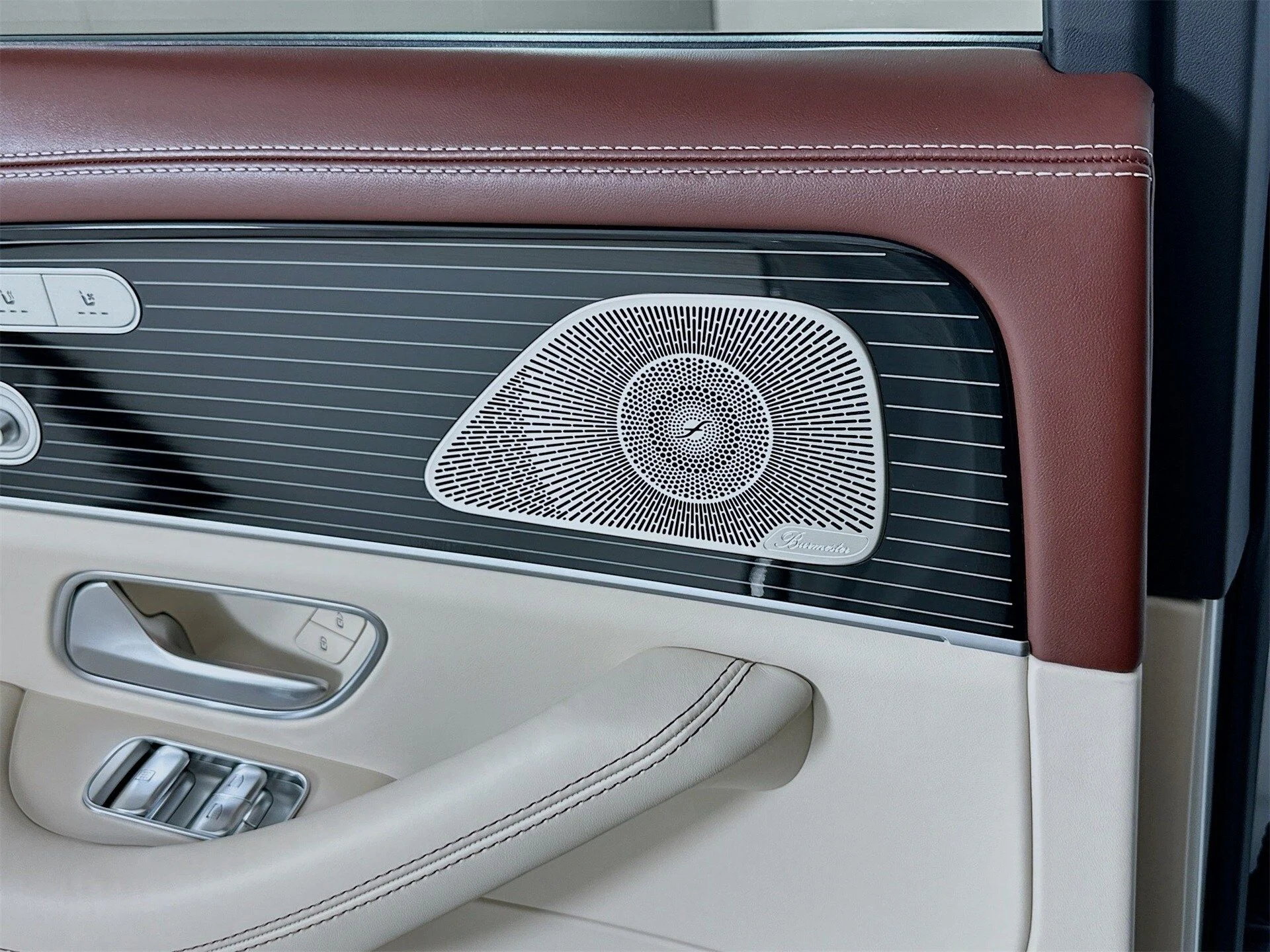 mph027_3841766915_e953b4de8ff60356f47b817016af9865x_68a6ba55dc