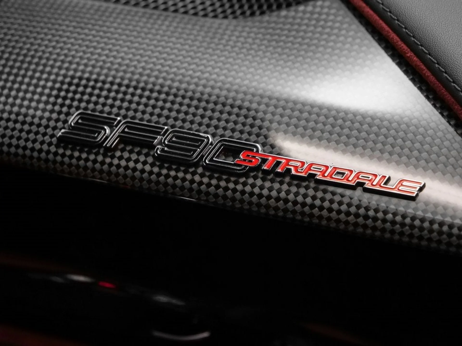 mph027_384597700_28_ff4b2e2fd7