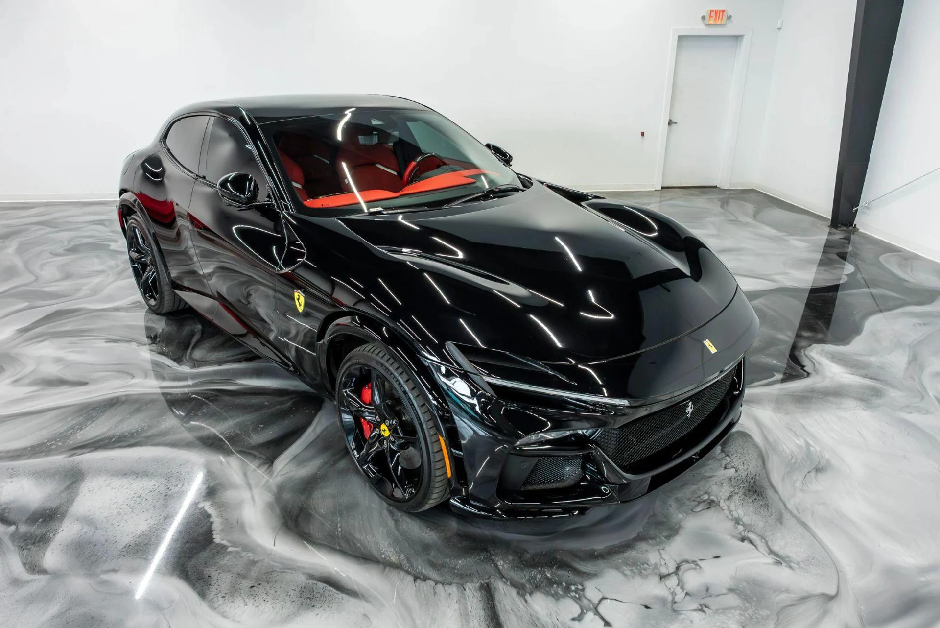 mph027_384598158_Used_2025_Ferrari_Purosangue_Sport_Utility_4_D_1784849391_5c580b52b7