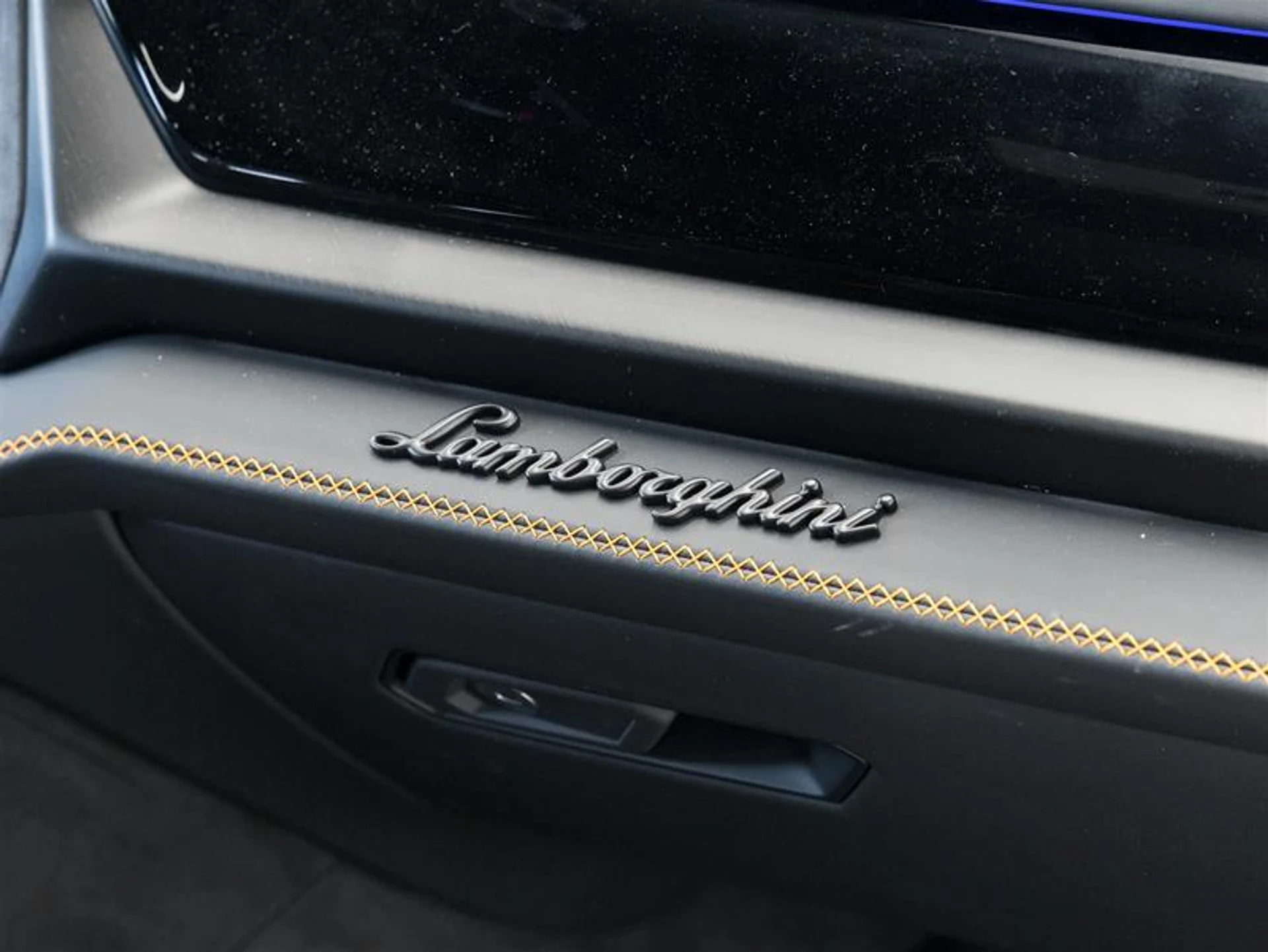 mph027_3846223903_10944895_1594274973_37b2468ac7