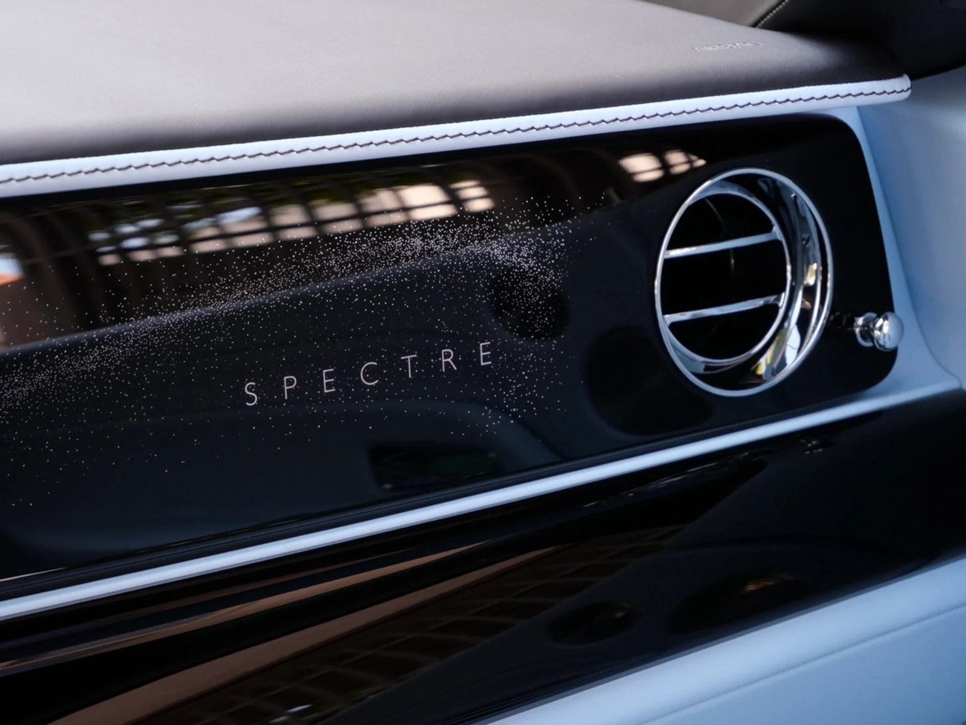 mph027_3862858040_ac01a8b31910bb3a8addff41b4604429x_64f05aff5d