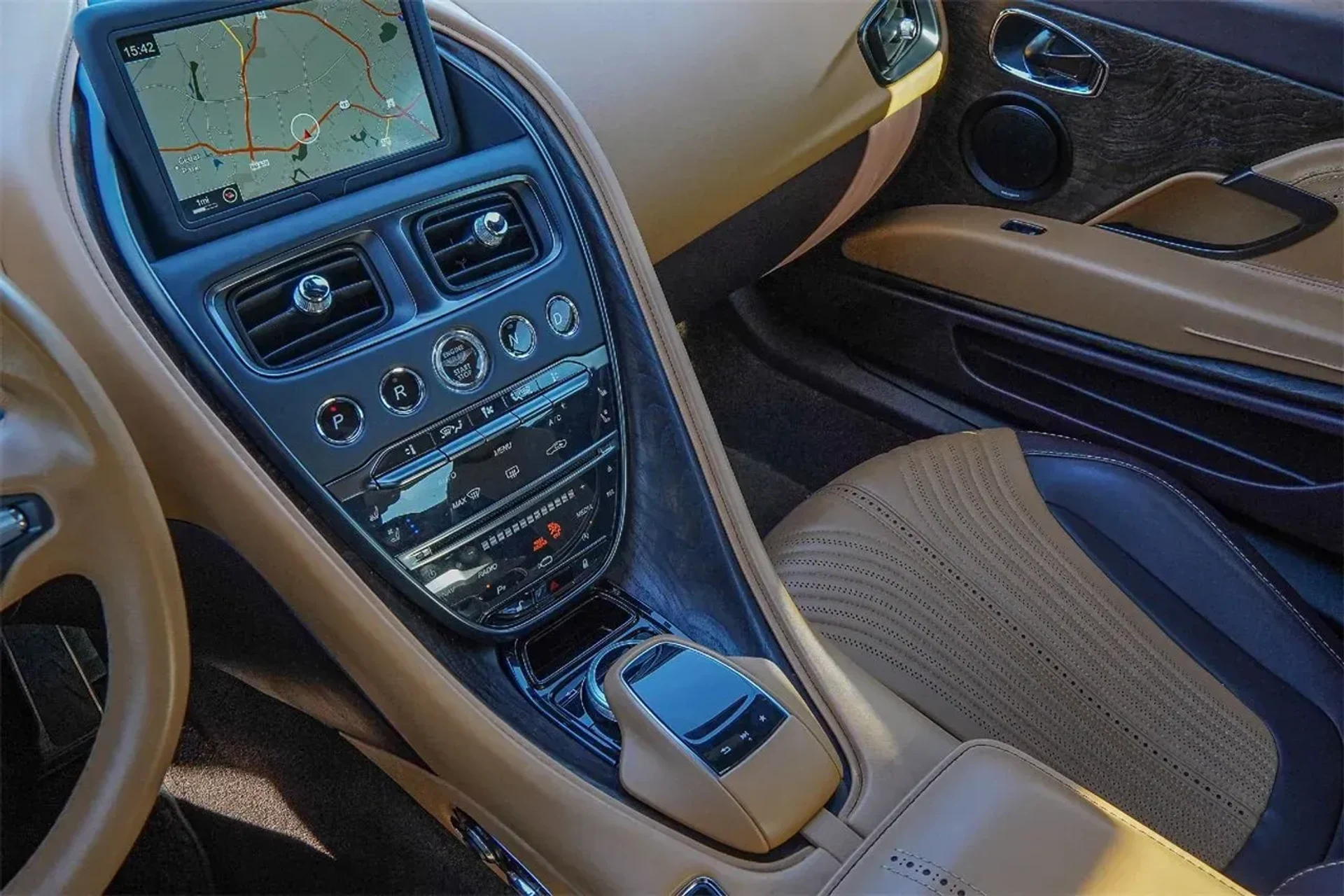 mph027_3872842399_a63b3a8366604b07a2c06a5e85b0767b_d12c7f05cb