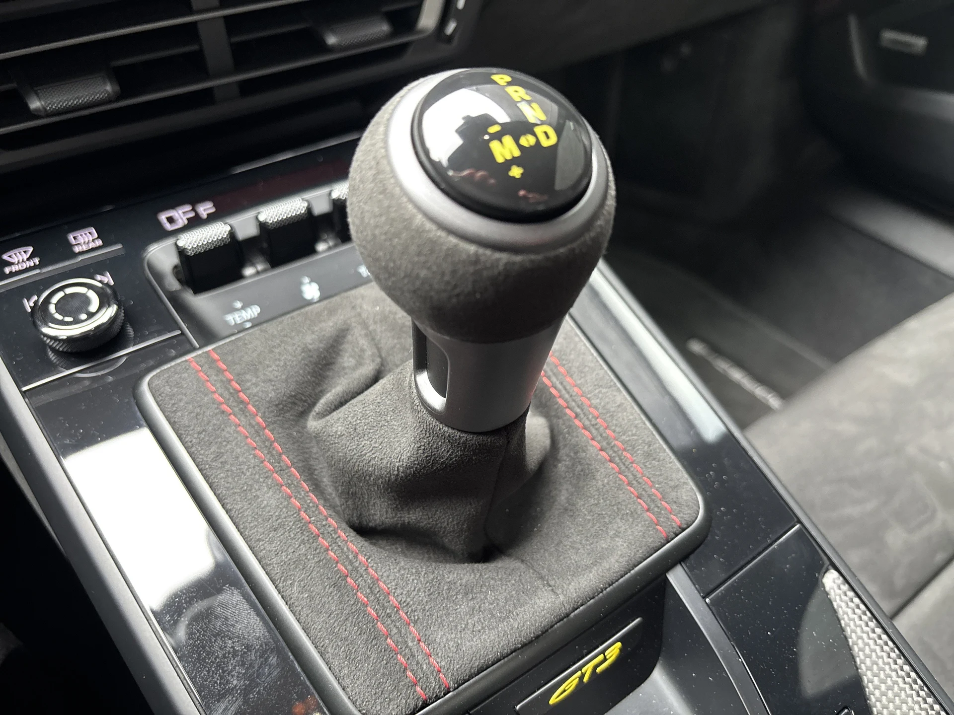 mph027_387818155_022d4a4b327c4e868a3e796ca92005fe_0d556af6ef