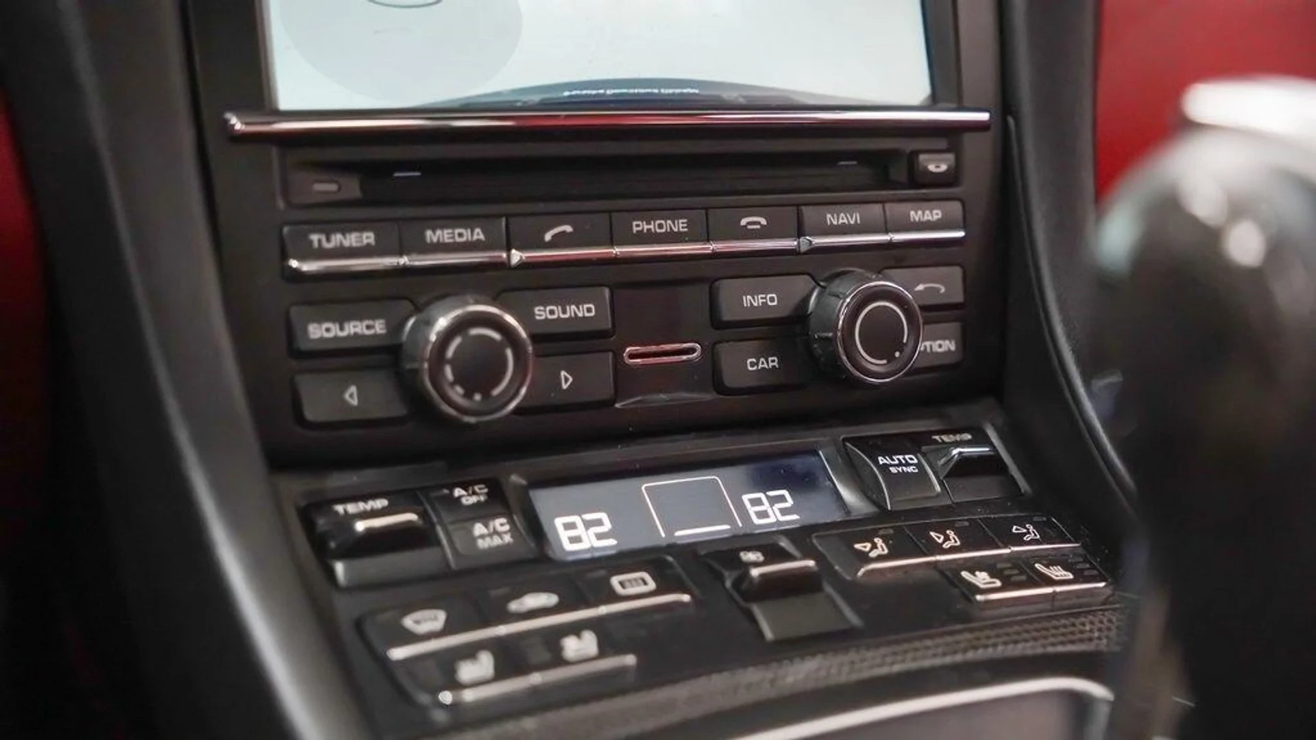 mph027_3887181386_50a72ac1973d11f93f13f33b7bb63943x_427598bca8