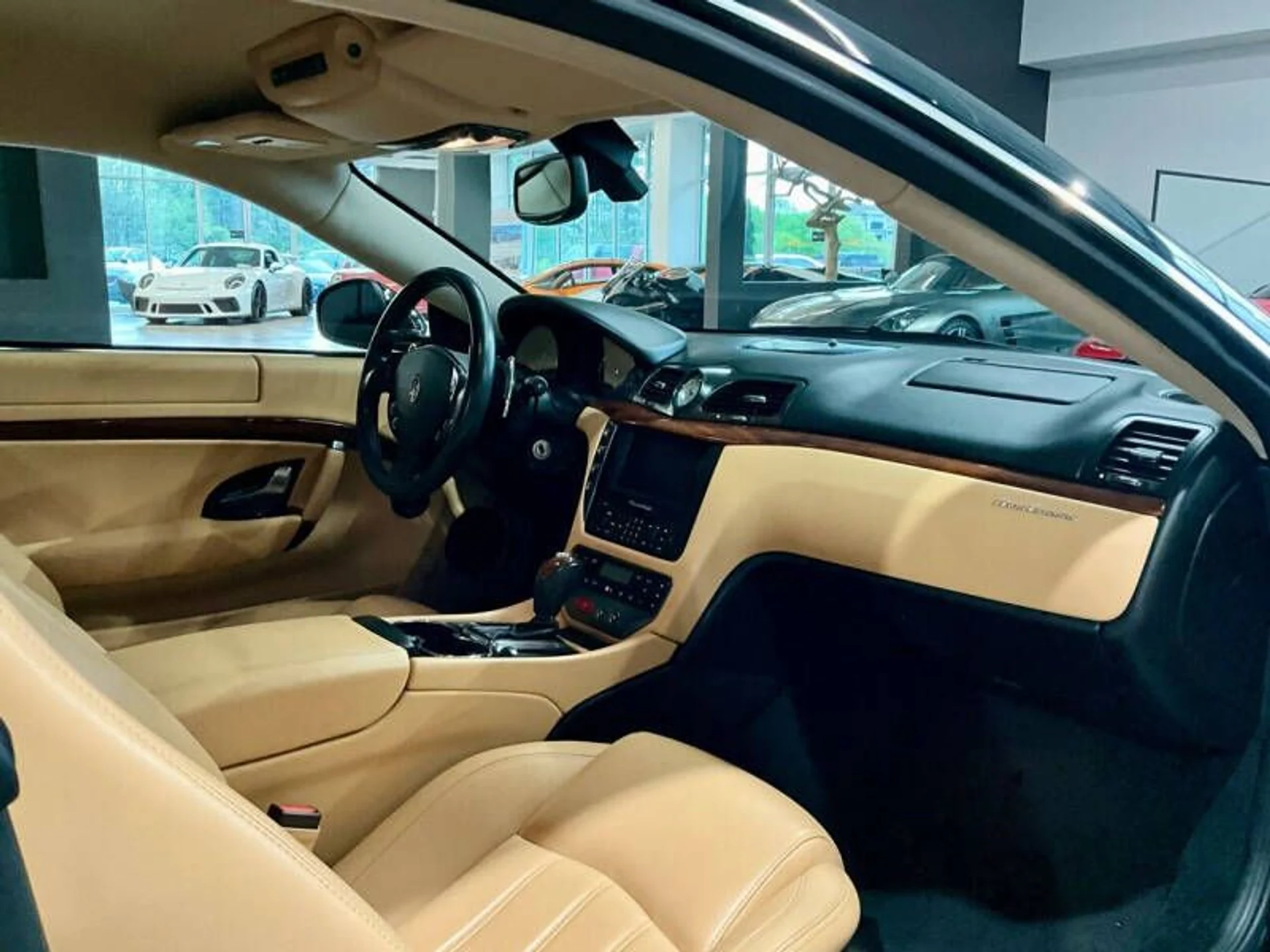 mph027_3888568923_2008_maserati_granturismo_base_2dr_coupe_a1741337da