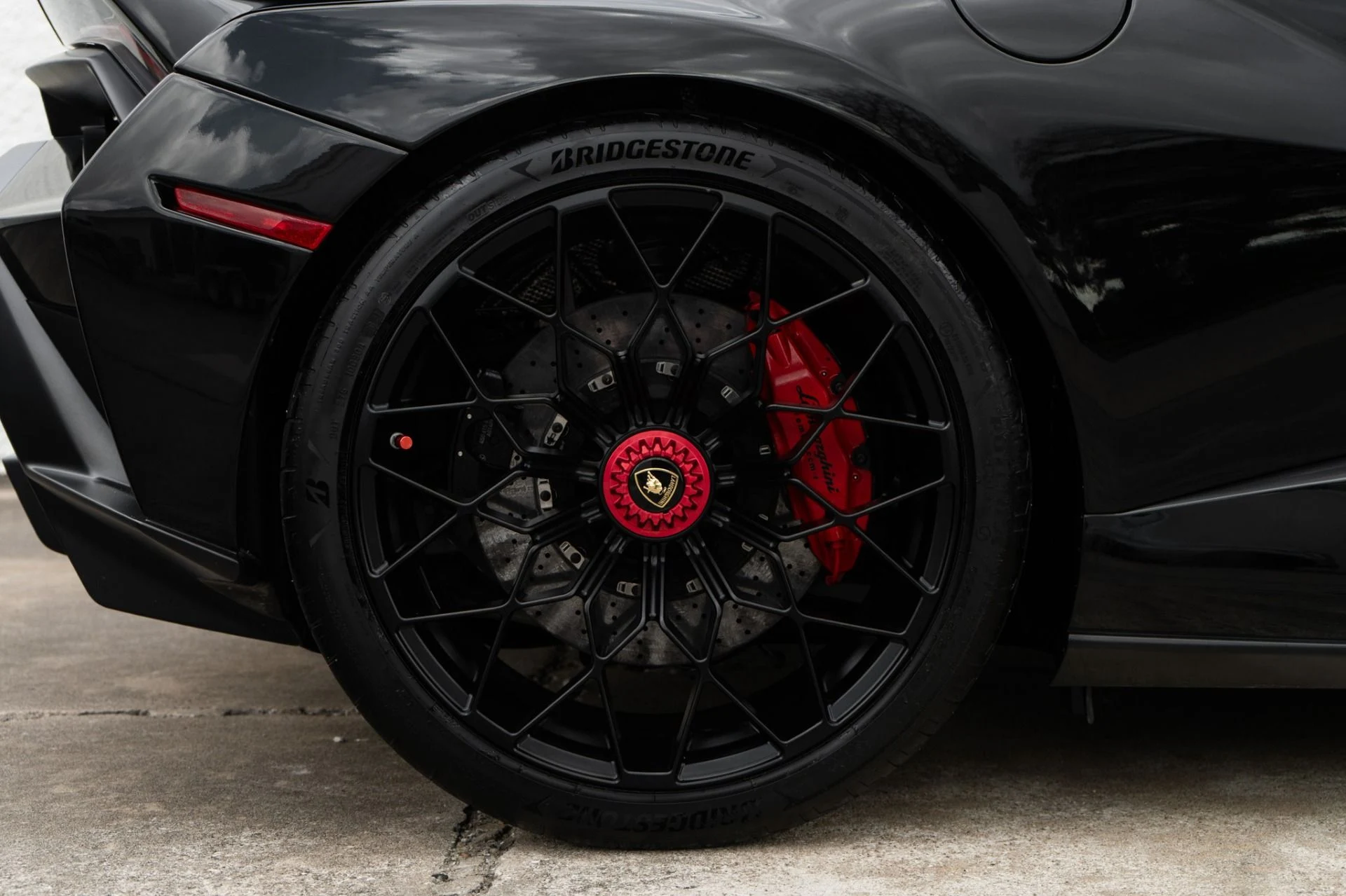 mph027_3890821061_Used_2022_Lamborghini_Huracan_STO_1772576757_e9e253efd7