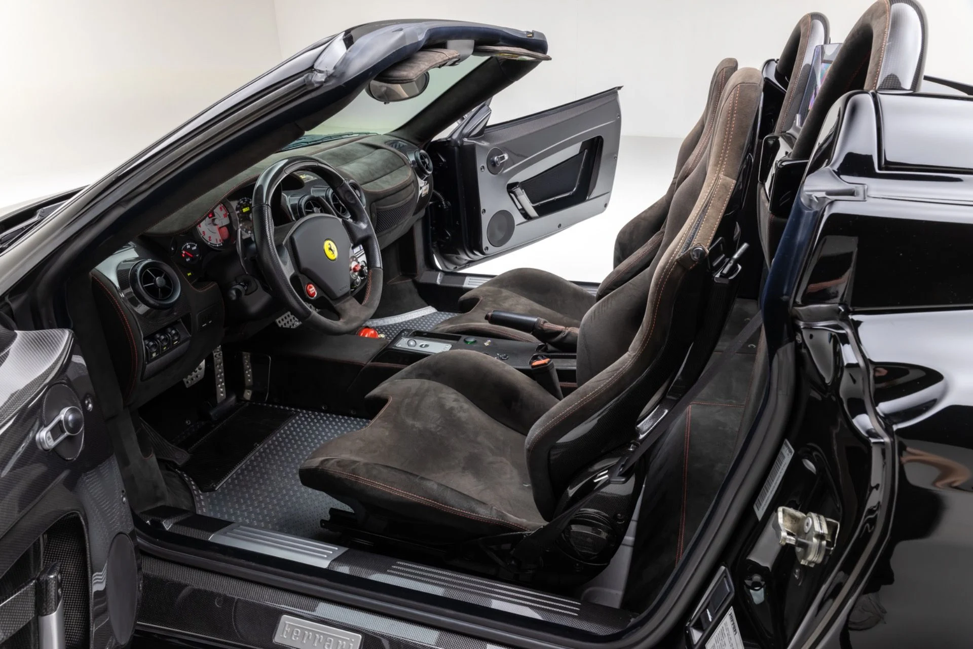 mph027_391099346_13488_p28_l_0657777425