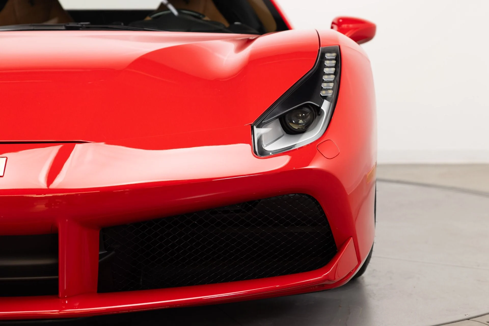 mph027_3911162854_Used_2019_Ferrari_488_Spider_1787231247_9c1cd9959d