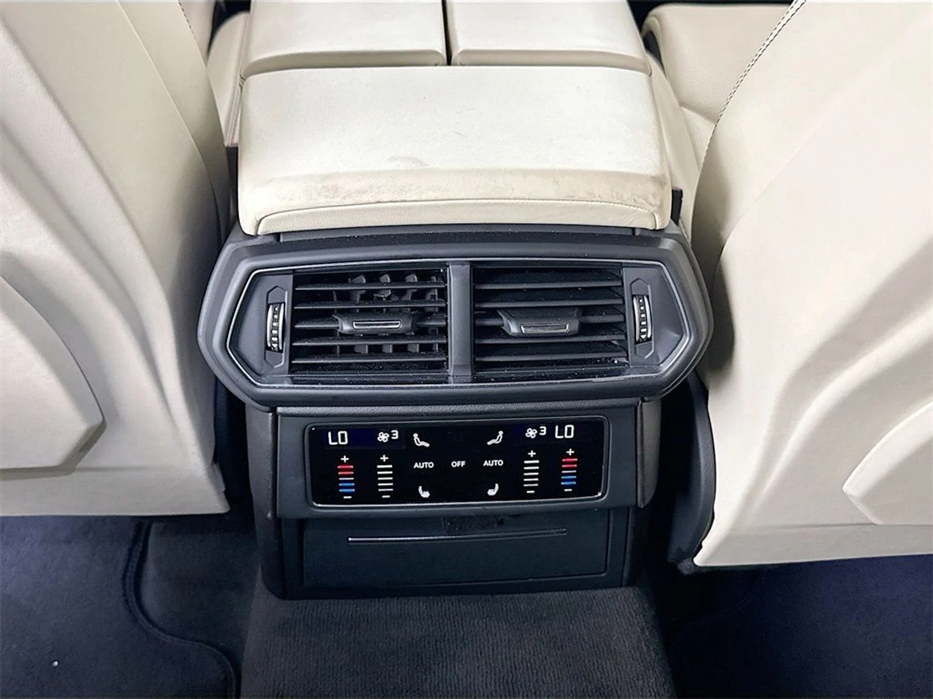 mph027_391713366_cf23748b377e36f7c6d21b3e53701cb7_5e96bb94d6