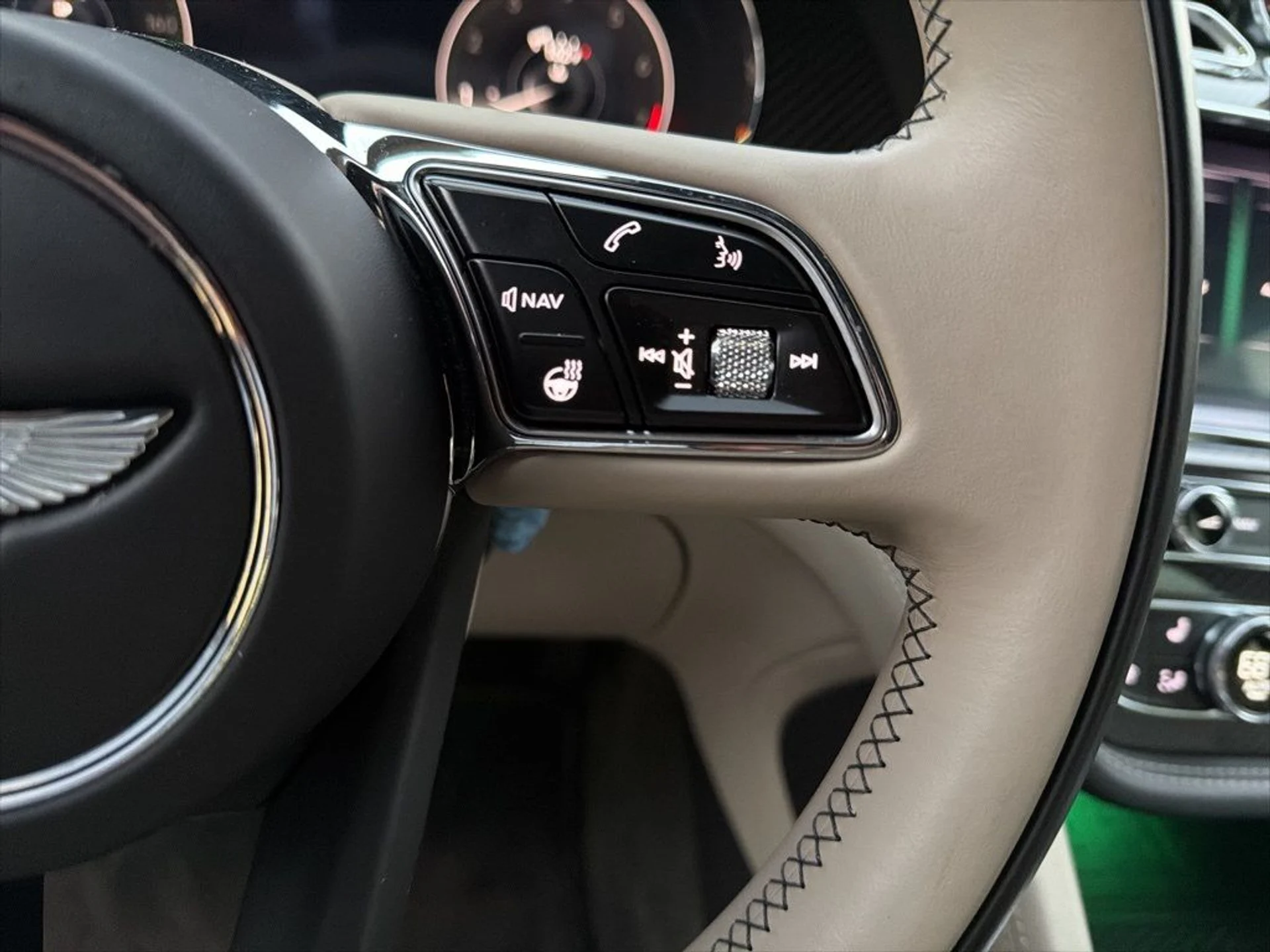 mph027_3920255566_e50092ff99af4466a0dabadae70e89dd_66f58da8c3