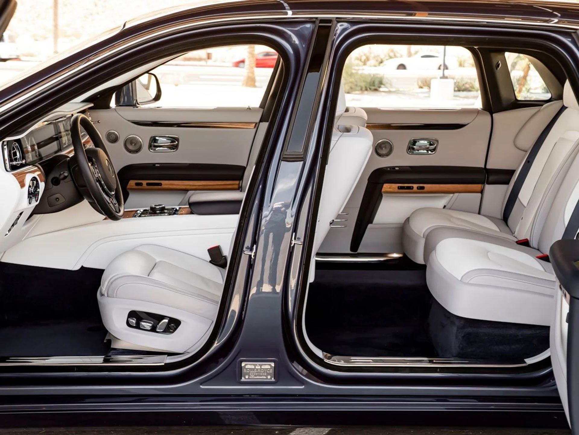 mph027_3926946737_28_e0f3409b7a