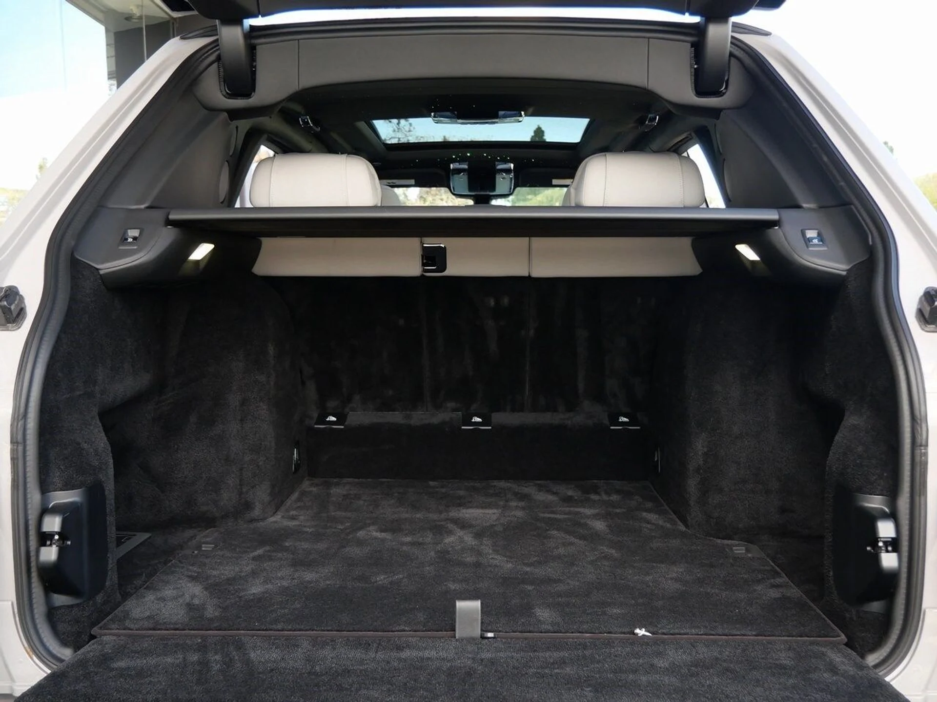 mph027_3927266763_3d61e5e371663146efe66129d8ede0ccx_b5ac08e433