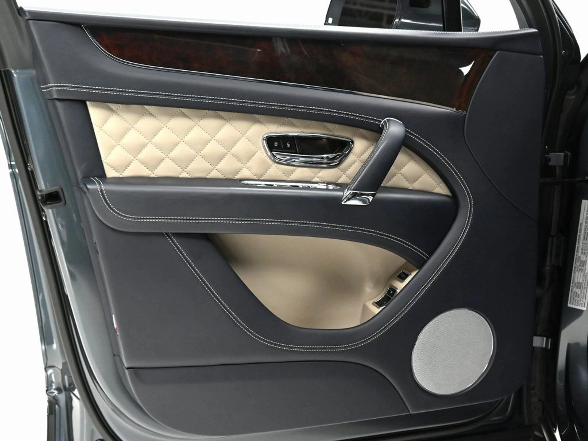 mph027_3928925411_c095f7b3b2745ccc4ca238360990d4c7_466eb4c9c7