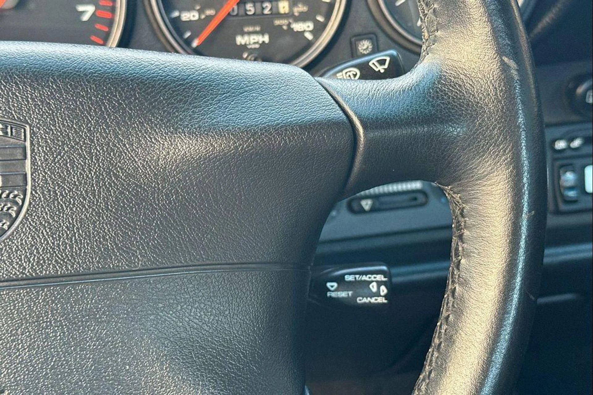 mph027_3930376725_h_DH_1j6_Buq_Fl_A9b_CB_2_IR_Dj_XX_1un_E_186af10c4e