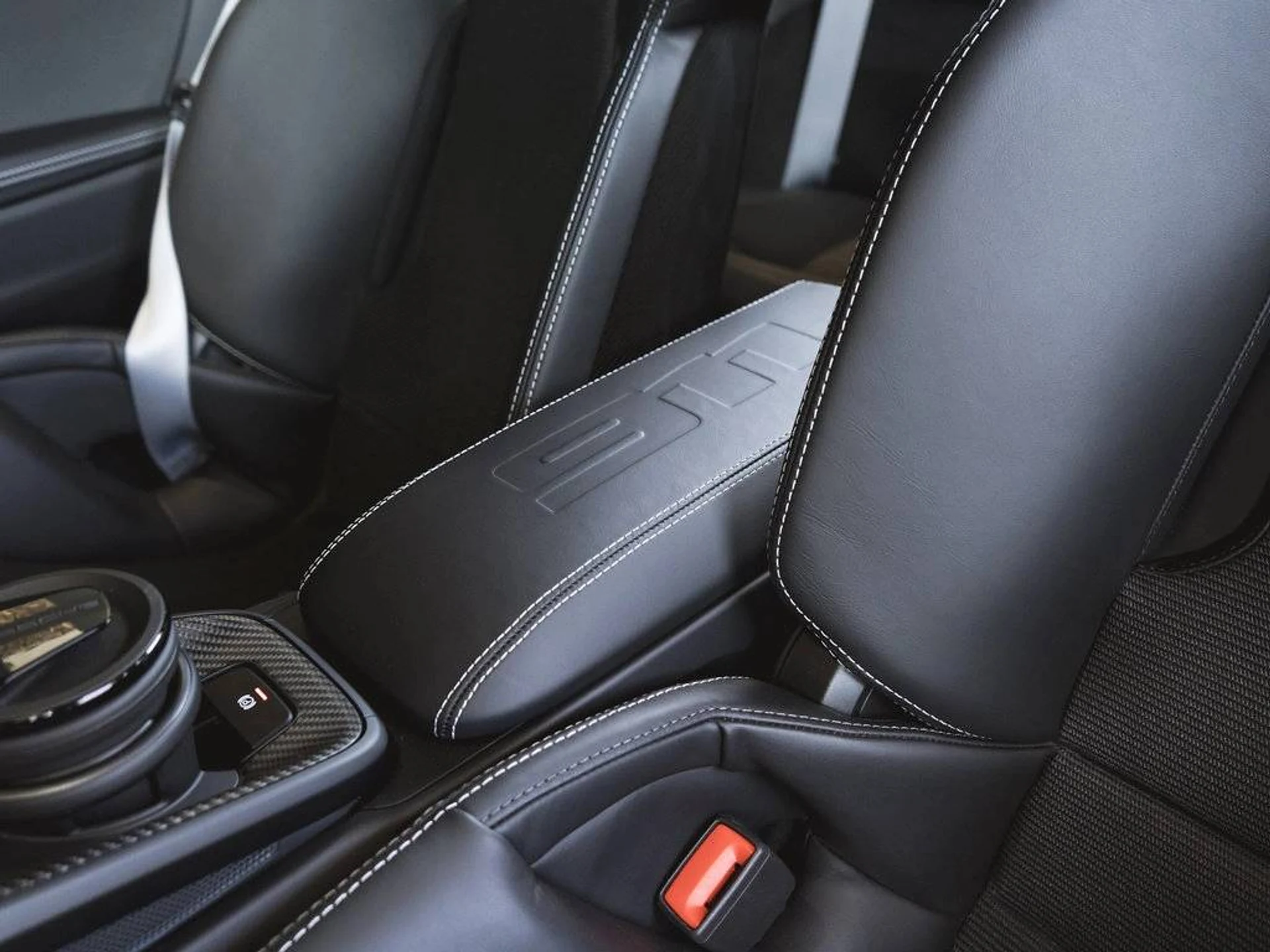 mph027_393048111_1280_5285df58b4